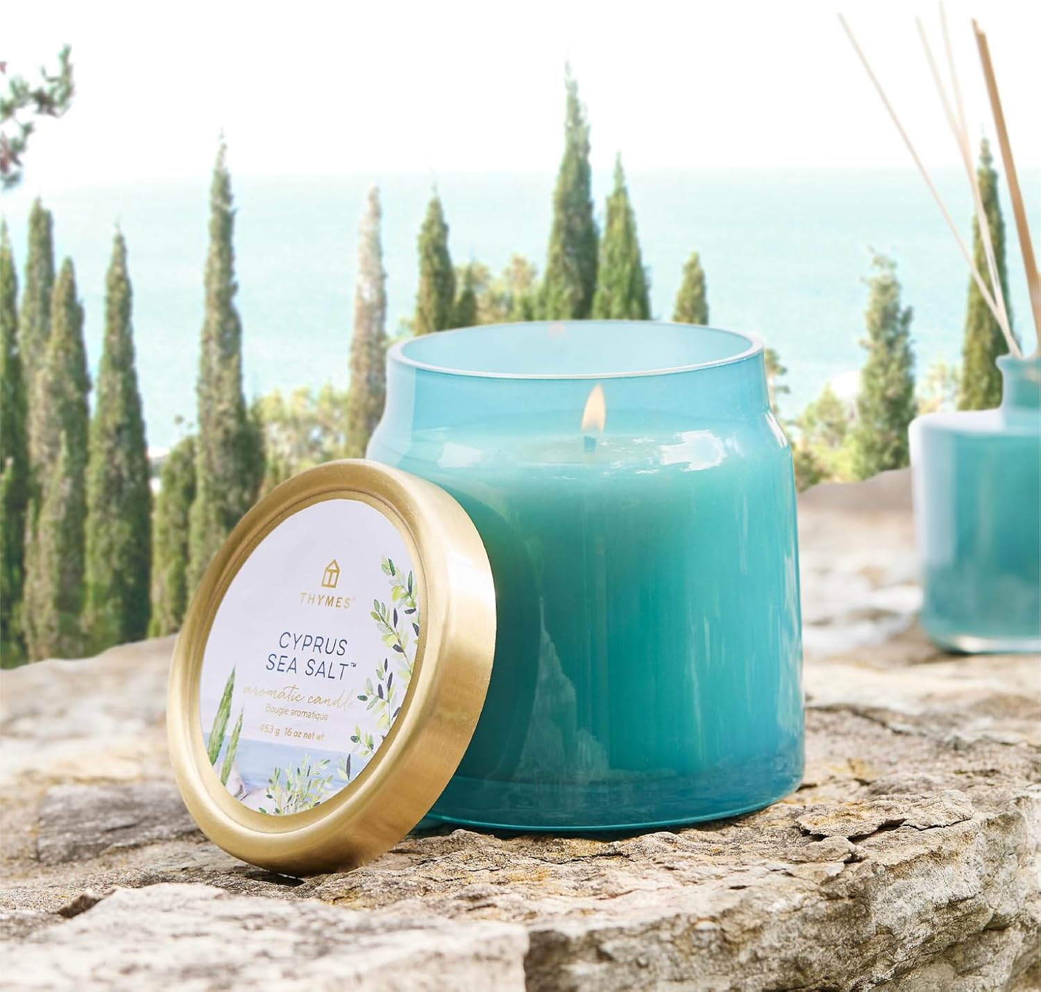 Thymes Poured Glass Jar Candle - Scented Candle for a Fresh Home Fragrance - Aromatherapy Candle in Glass Jar (Cyprus Sea Salt)