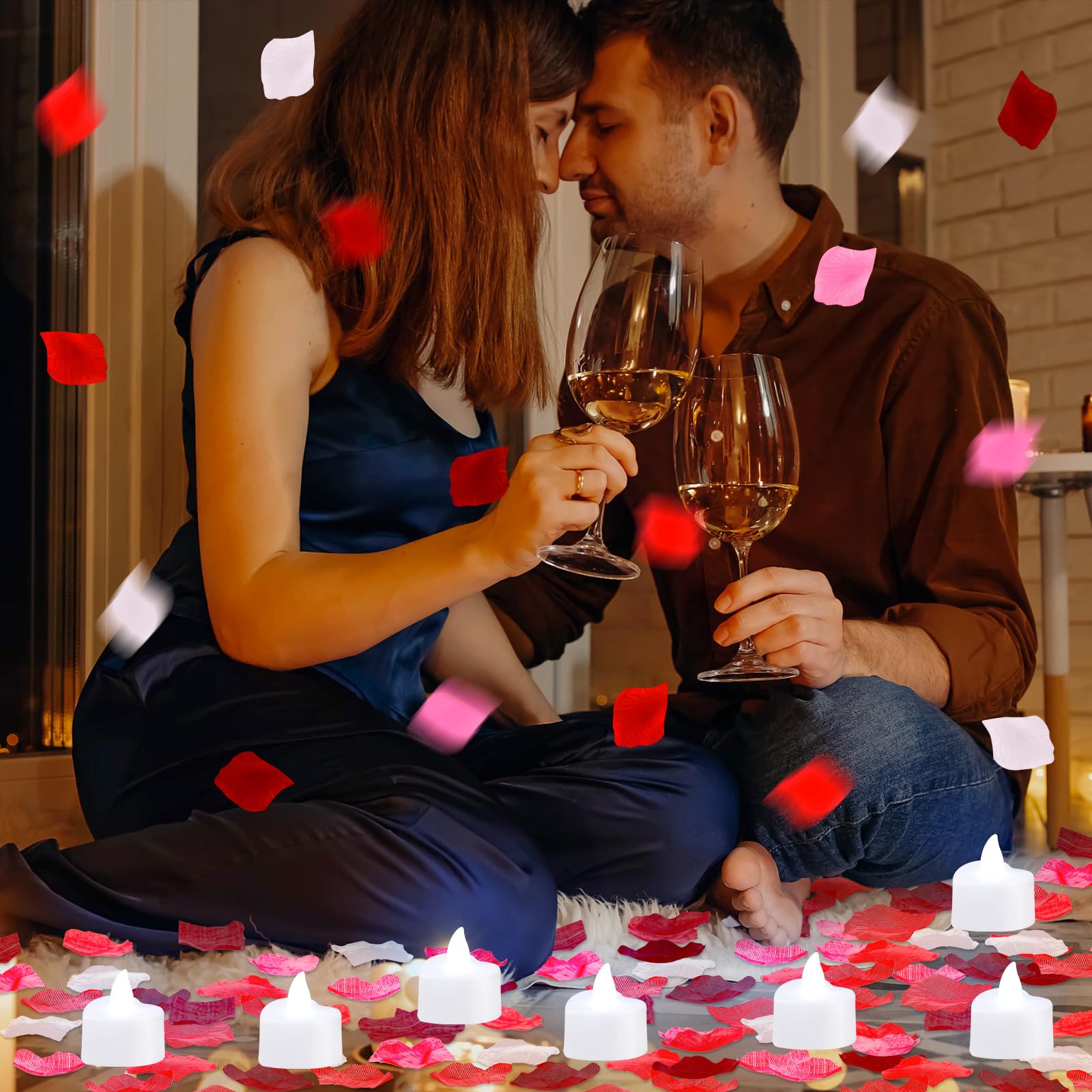 Coume 6000 Stück künstliche Rosenblätter mit 72 Stück romantischen Herz-LED-Kerzen, flammenlose Liebe, LED-Teelichter für romantische Nacht, Jahrestag, Tischdekoration (weißes Licht)