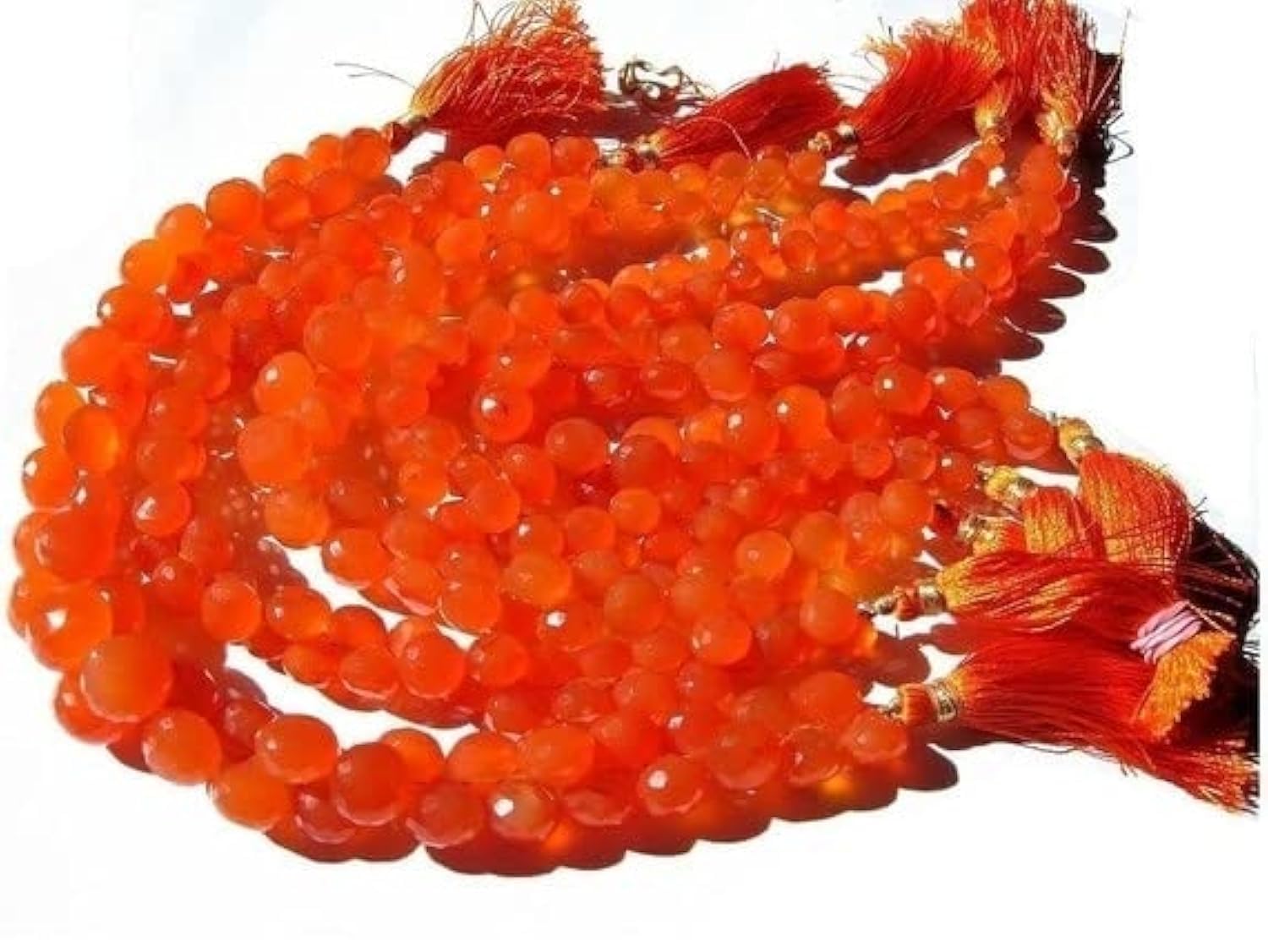 Cornaline orange contre les bijoux ternes : perles oignon facettées pour un éclat lumineux