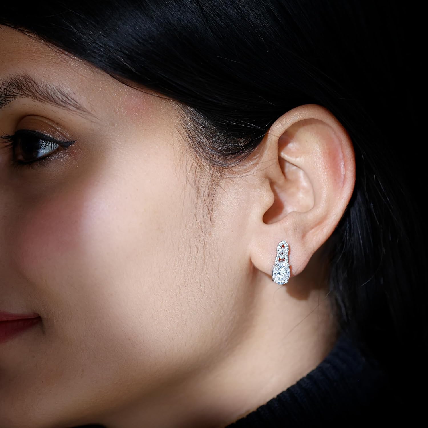 Certified 2.7 Carat Moissanite Drop Earrings in Silver, D-Vs1 Quality, Moissanite Designer Earrings (Ideal For Gift) - Image 5