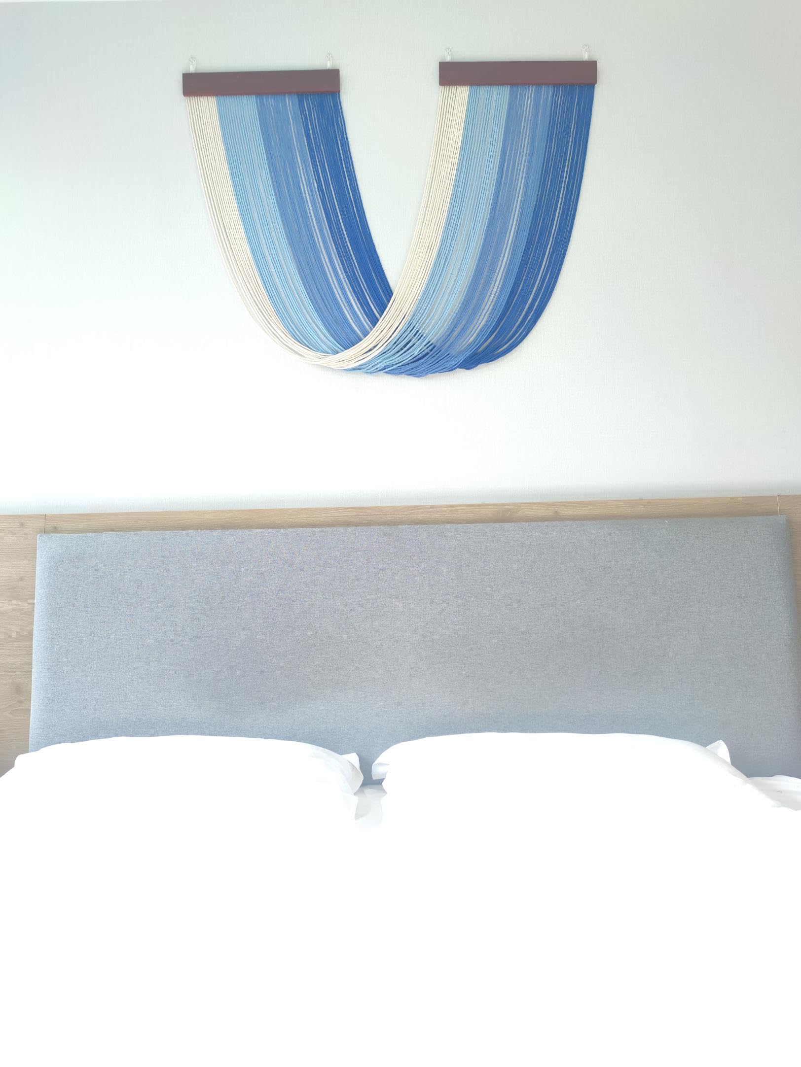 Tapiz de macramé para colgar en la pared, grande, 46 pulgadas de ancho x 36 pulgadas de largo, decoración de pared estilo bohemio, cabecero de pared, dormitorio, sala de estar, apartamento, azul 5