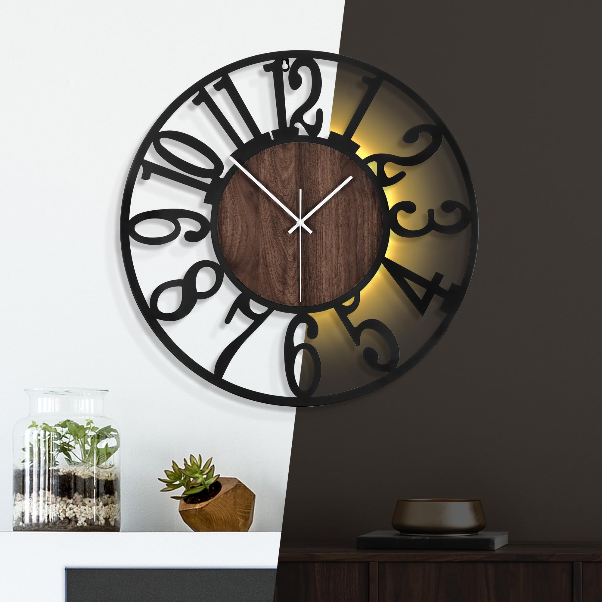 Leuchtende Wanduhr Geräuschlos – 50 cm Große Batteriebetriebene Uhr mit Nachtlicht, Ohne Ticken, LED Licht im Dunkeln, Moderne Metall Wanduhr in Holzoptik für Wohnzimmer Schlafzimmer Küche