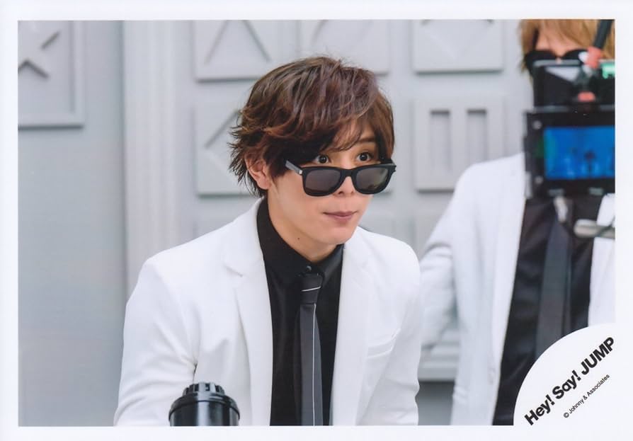 山田涼介 公式写真① Amazon.co.jp: Hey! Say! JUMP 公式生写真（山田涼介）HY00144 : おもちゃ