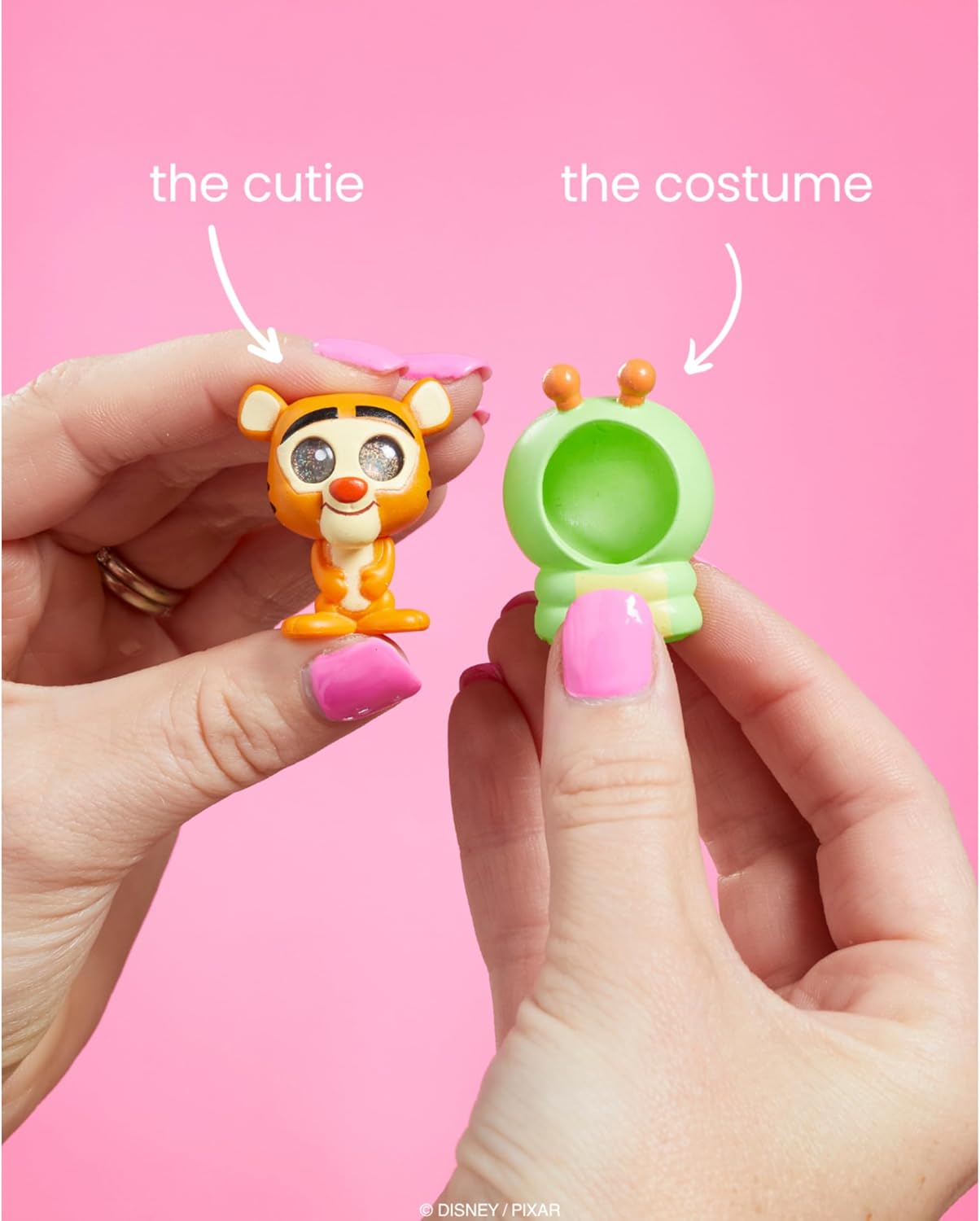 Disney Doorables Costume Cuties, Collectible 1.5 inch Toys, Boys and Girls Ages 5 and Up