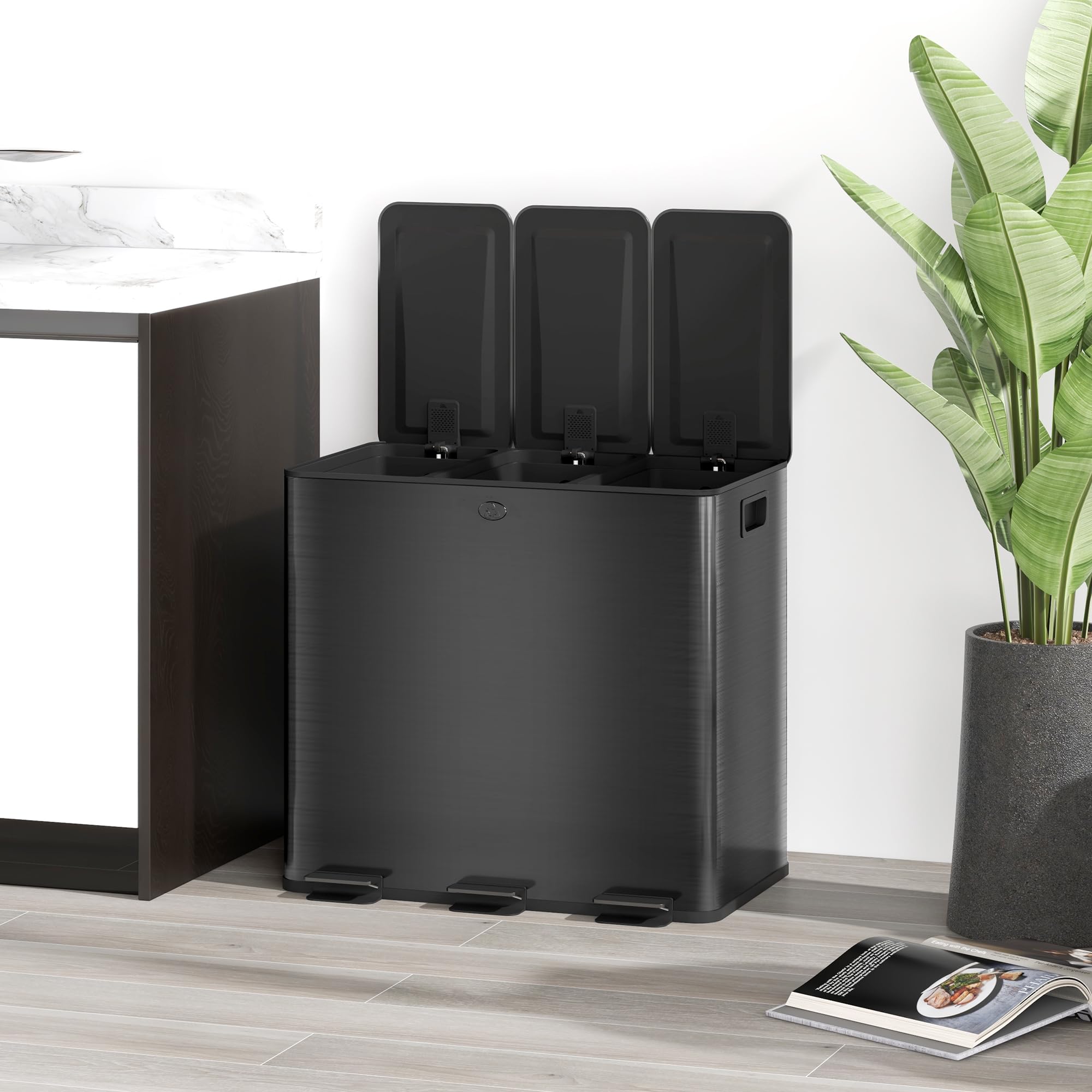 HOMCOM Mülleimer Küche Treteimer 3x15L 61,9x36,6x43,2 cm Schwarz | Softclose-Deckel, Pedal, Mülltrennsystem, 3 Fächer, inkl. Inneneimer, Abfalleimer, Abfallsammler, Edelstahl