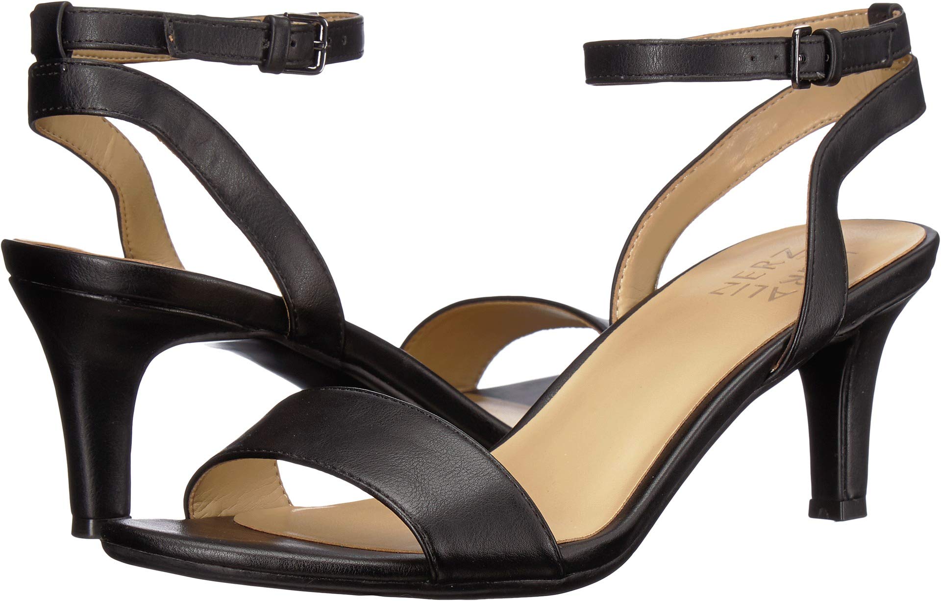 naturalizer hattie sandal