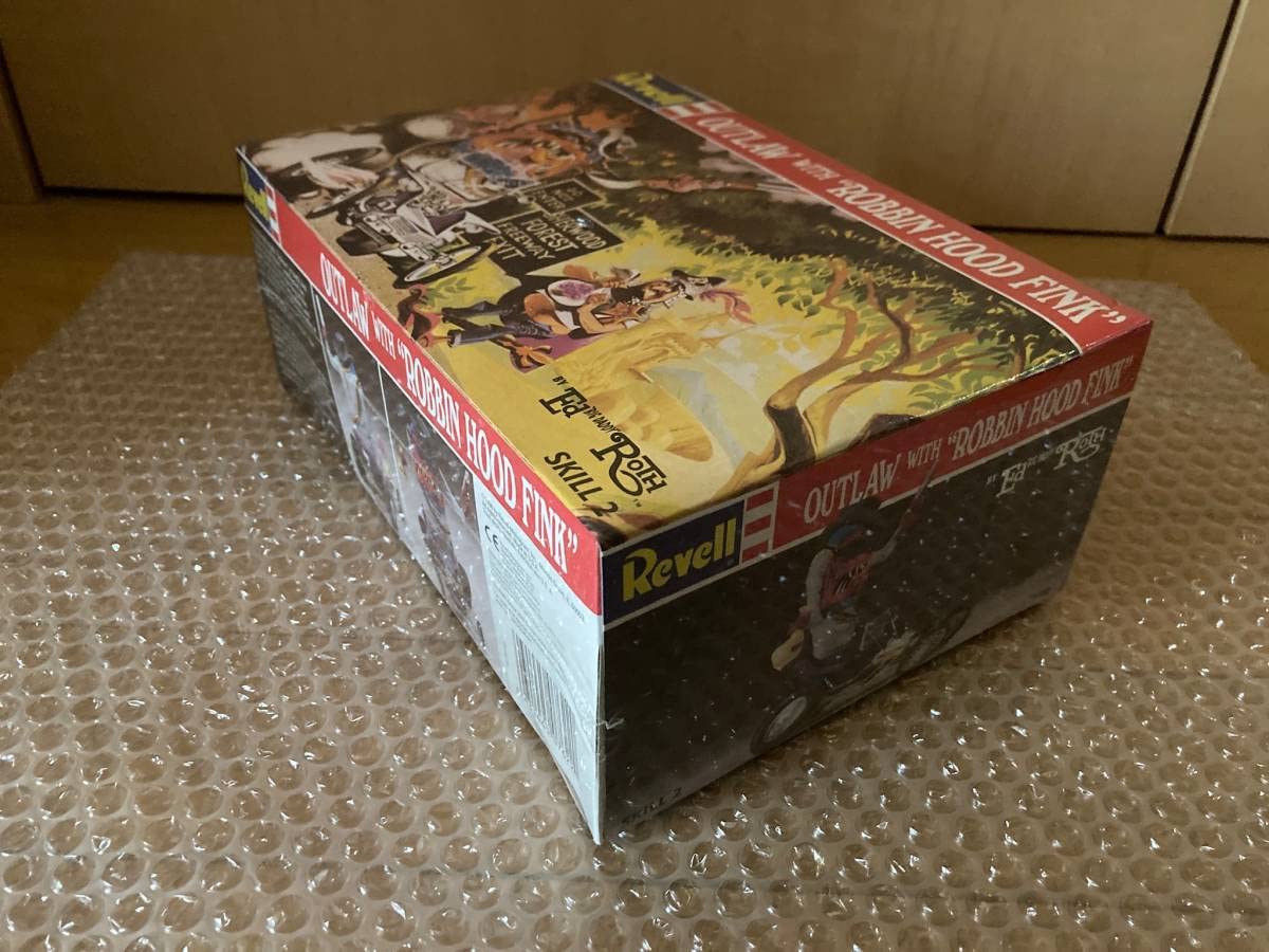Amazon | エドロス Revell プラモデル OUTLAW with ROBBIN HOOD FINK 
