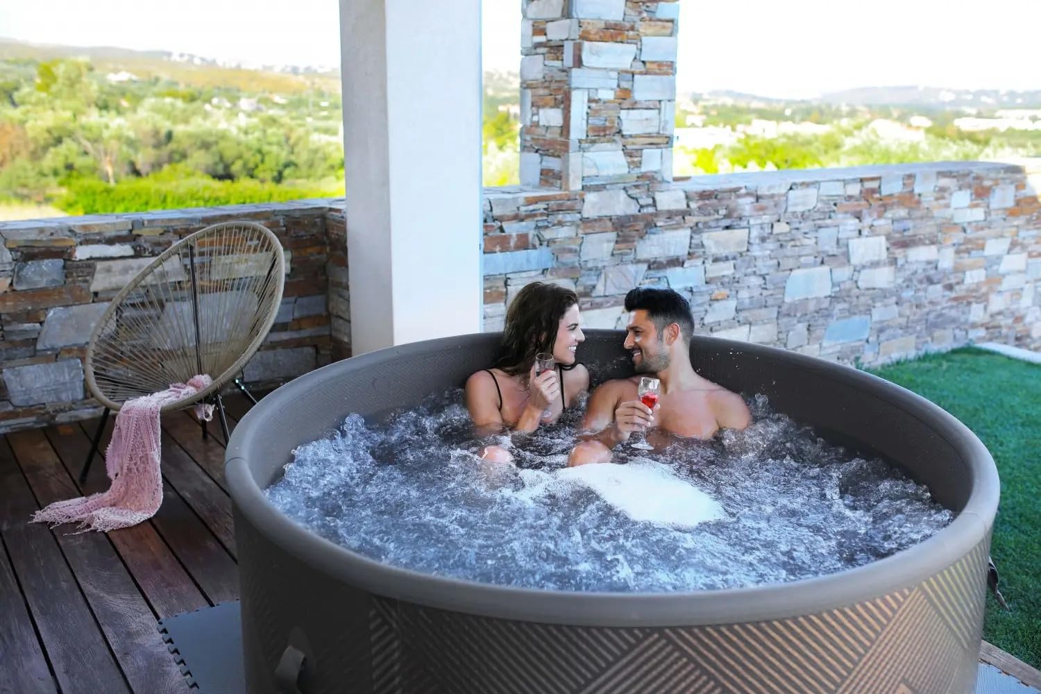 MSPA Whirlpool Mono - whirlpool hinchable para 6 personas, 173 x 173 x 70 cm, 138 chorros de masaje con 3 niveles de intensidad, spa para interior y exterior, resistente al invierno y uso durante todo