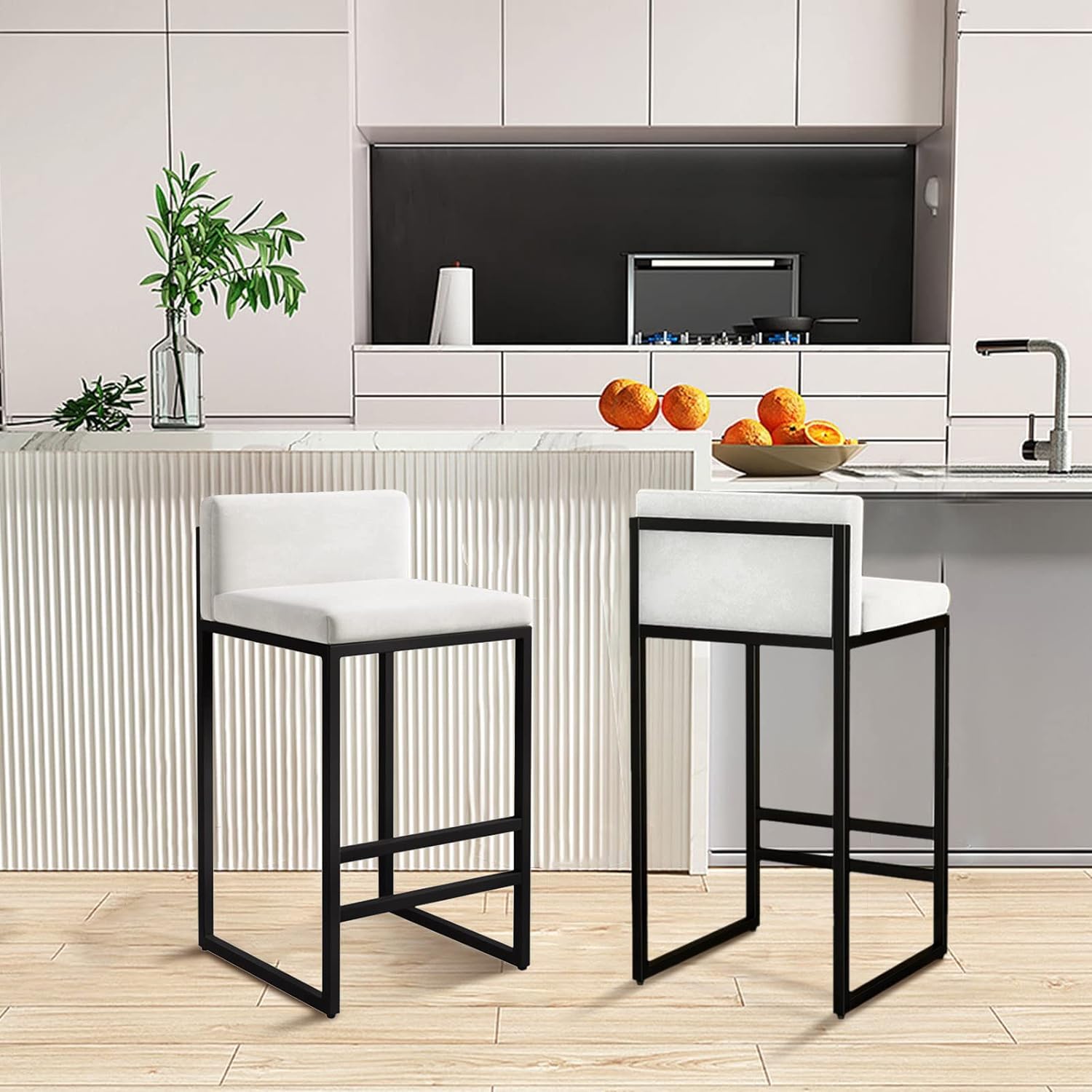 Zestaw 2 Welurowych Hokerów Barowych Z Oparciem, Metalowa Rama, Czarna Poduszka, Złote Nogi – Idealne Do Kuchennej Wyspy I Pubu, Wysokość 75 Cm, Stylowe I Wygo,Gray Cushion+gold-65cm