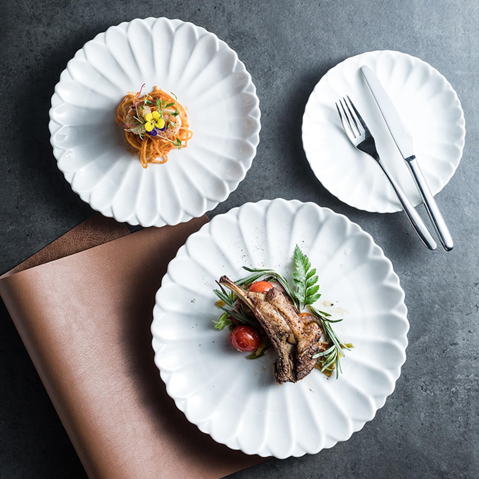 Platos De Postre De Cerámica, Platos De Porcelana con Forma De Flor, Platos para Aperitivos, Pasteles De Carne, Plato De Servir Resistente Apilable, Blanco(Size:29.5 * 29.5 * 3CM)
