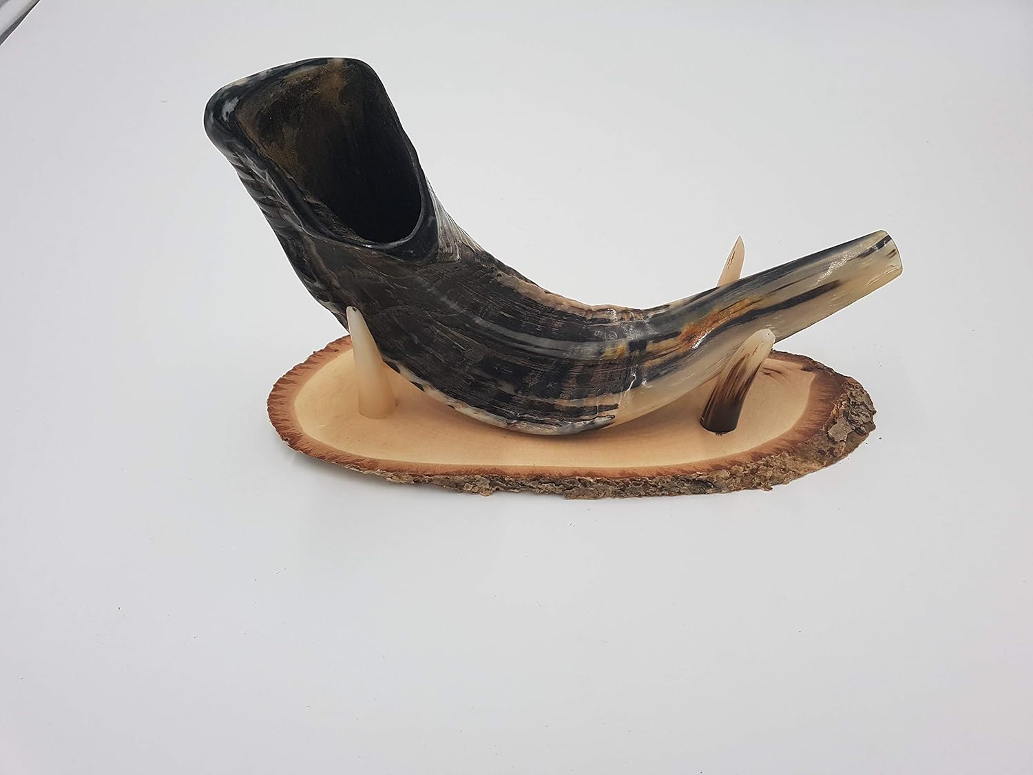 Handcrafted Wooden Shofar Stand - Natural Kudu Horn Tips - Display Base for Ram's Horn Shofars (Shofar Not Included)