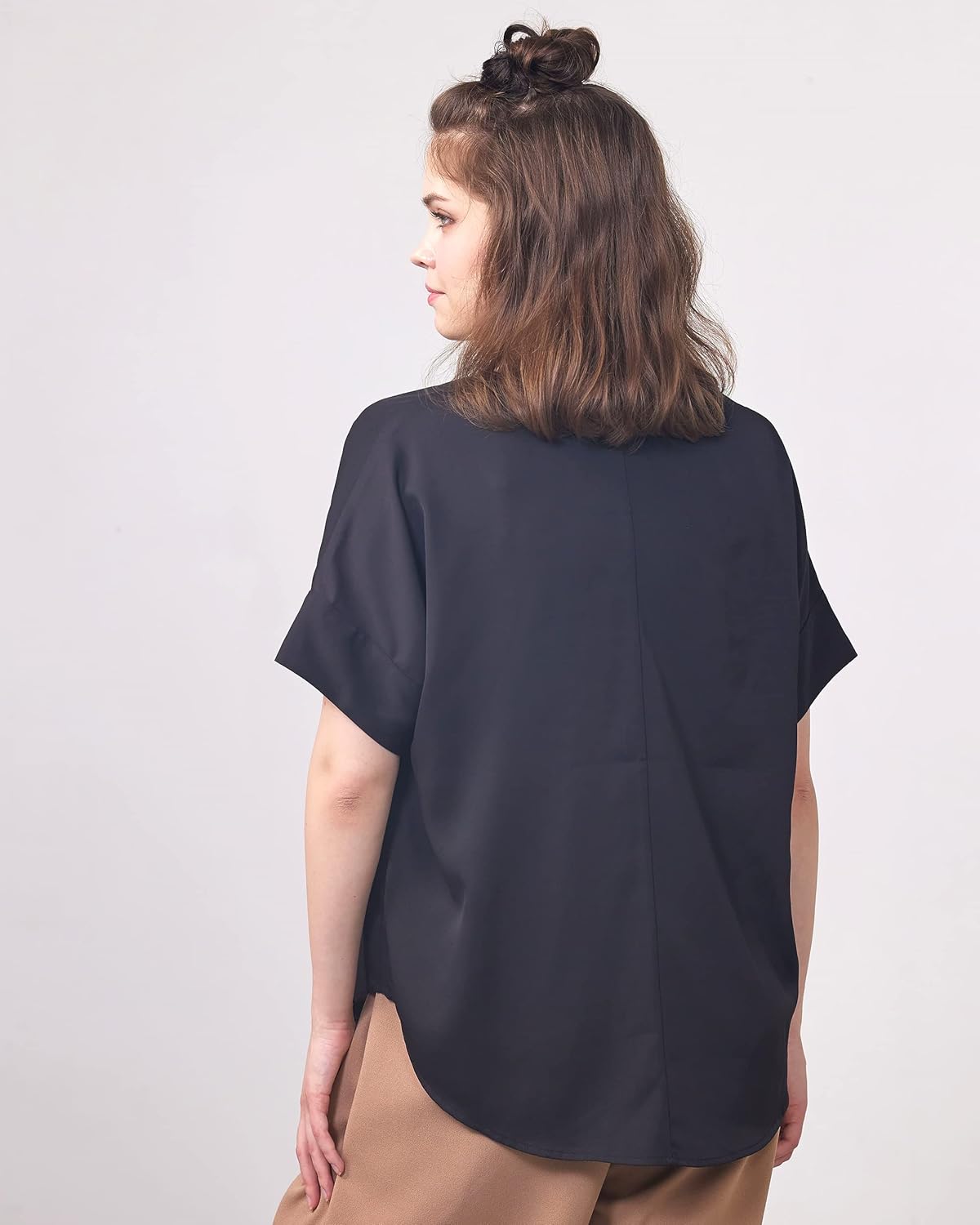 V-Neckline Dolman Short Sleeve Blouse Top - Image 4