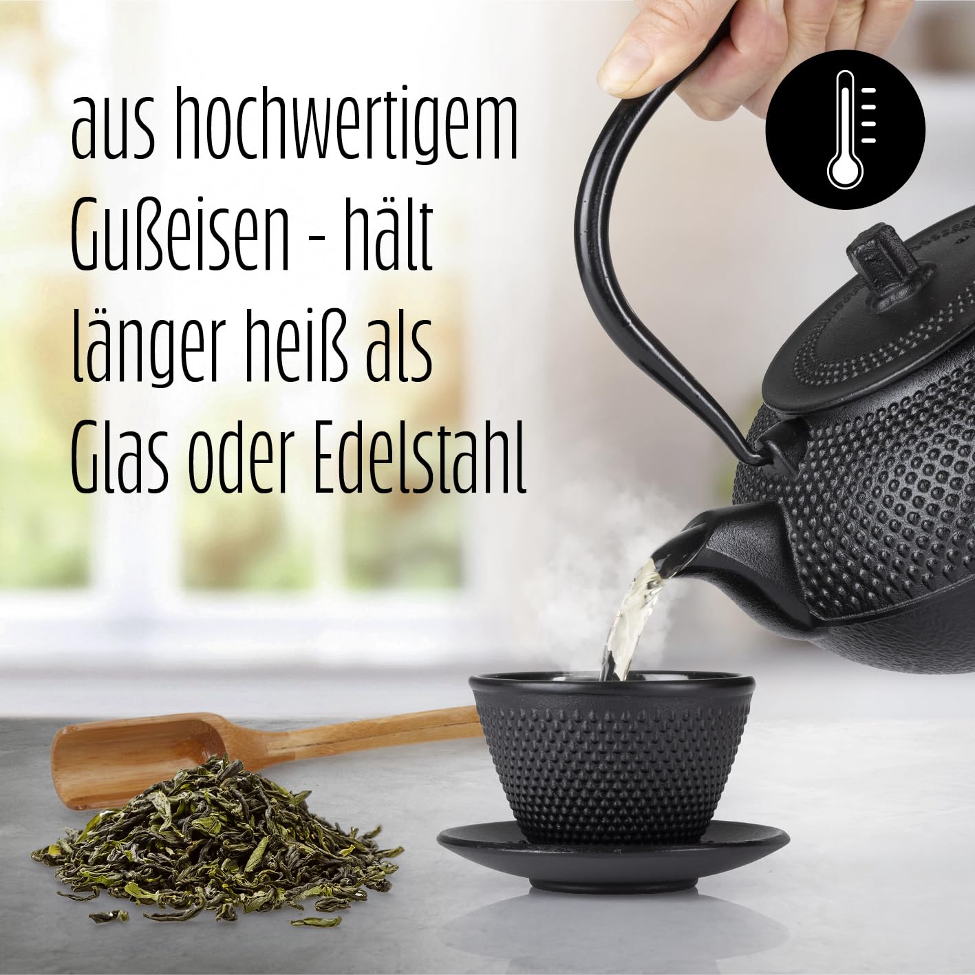 Lumaland Tee Set 8-teilig | 1,4 Liter Gusseiserne Teekanne Tetsubin | Stövchen aus Gusseisen | 2 Teebecher & 2 Untersetzer | Japanisches Teeset Inkl. Bambus Dosierlöffel & Edelstahl Sieb