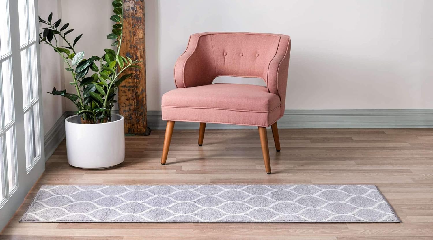 Unique Loom Trellis Frieze Collection Area Rug - Rounded (2' x 6' 1" Runner, Light Gray/ Ivory)