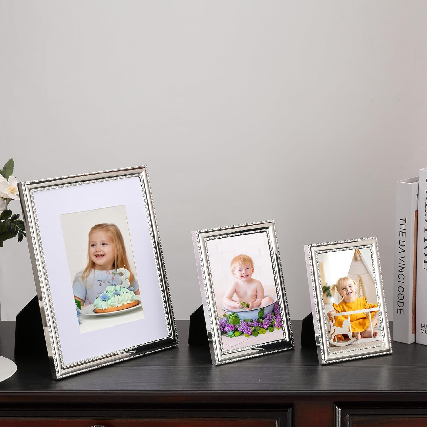 上品なシルバーメッキ 4x4インチ 写真フレーム 2個パック、クラシックビーズフレーム 4x4インチ マット 3x3インチ、本物のガ