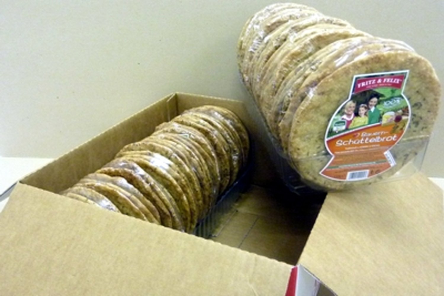 Bauern Schüttelbrot mit Kümmel + Fenchel Krt. 20 x 150 gr. - Fritz & Felix