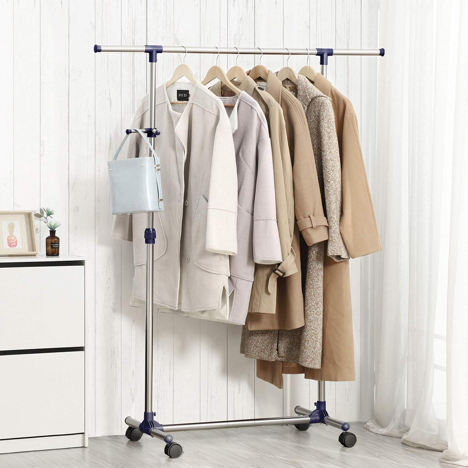 SONGMICS Adjustable Clothes Rack, Rolling Garment Rack, Portable Clothing Rack on Wheels, Blue ULLR01L