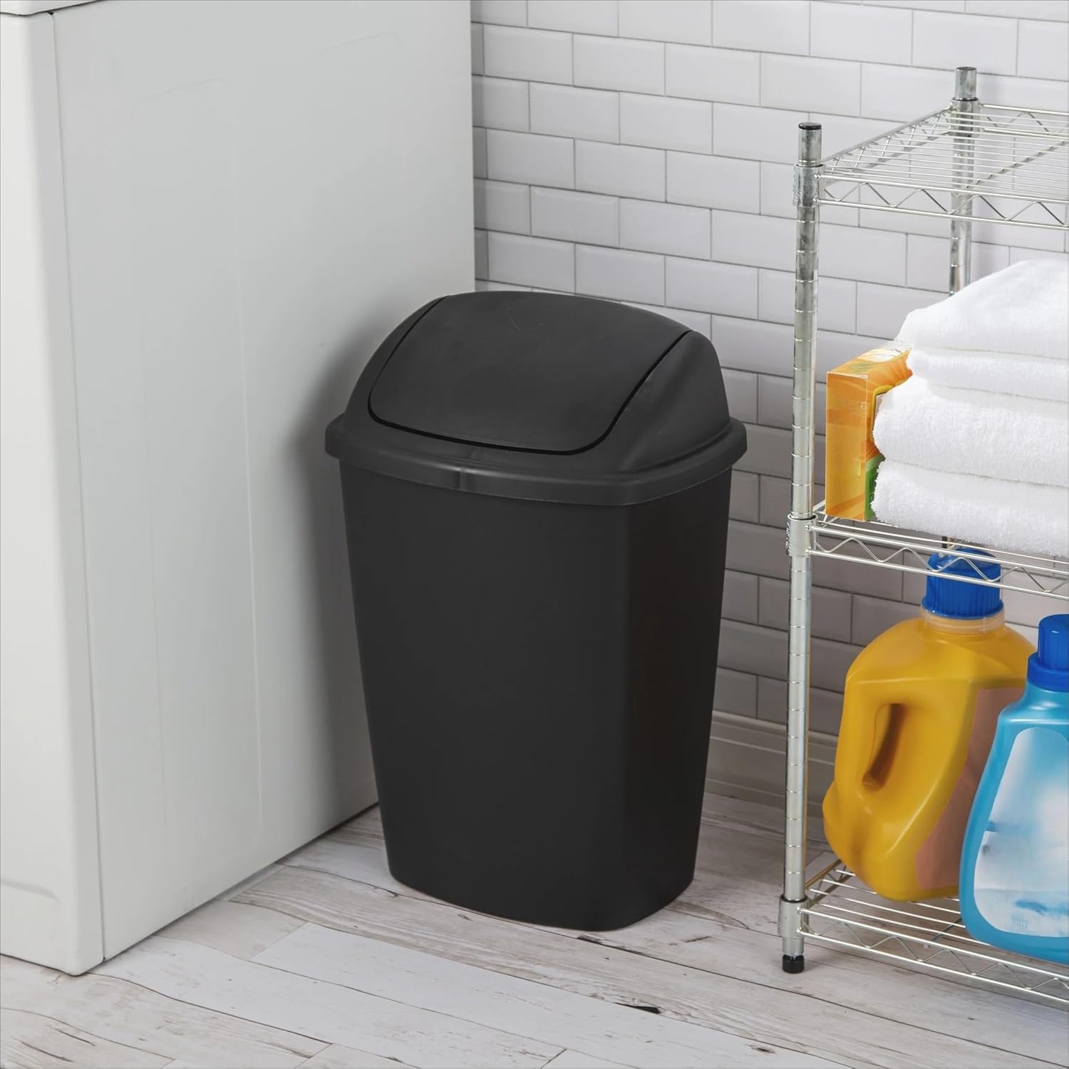 7.5 Gallon Plastic Garbage Bin with Swing Top Lid, Kitchen Trash Can, Black