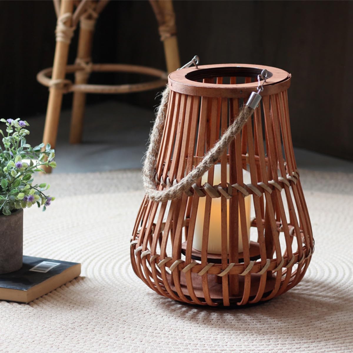 Retro Bambuslaterne mit Rattan Hohler Kerzenhalter und Tragbarem Design Laterne für Tischdeko Garten und Hochzeitsfeiern