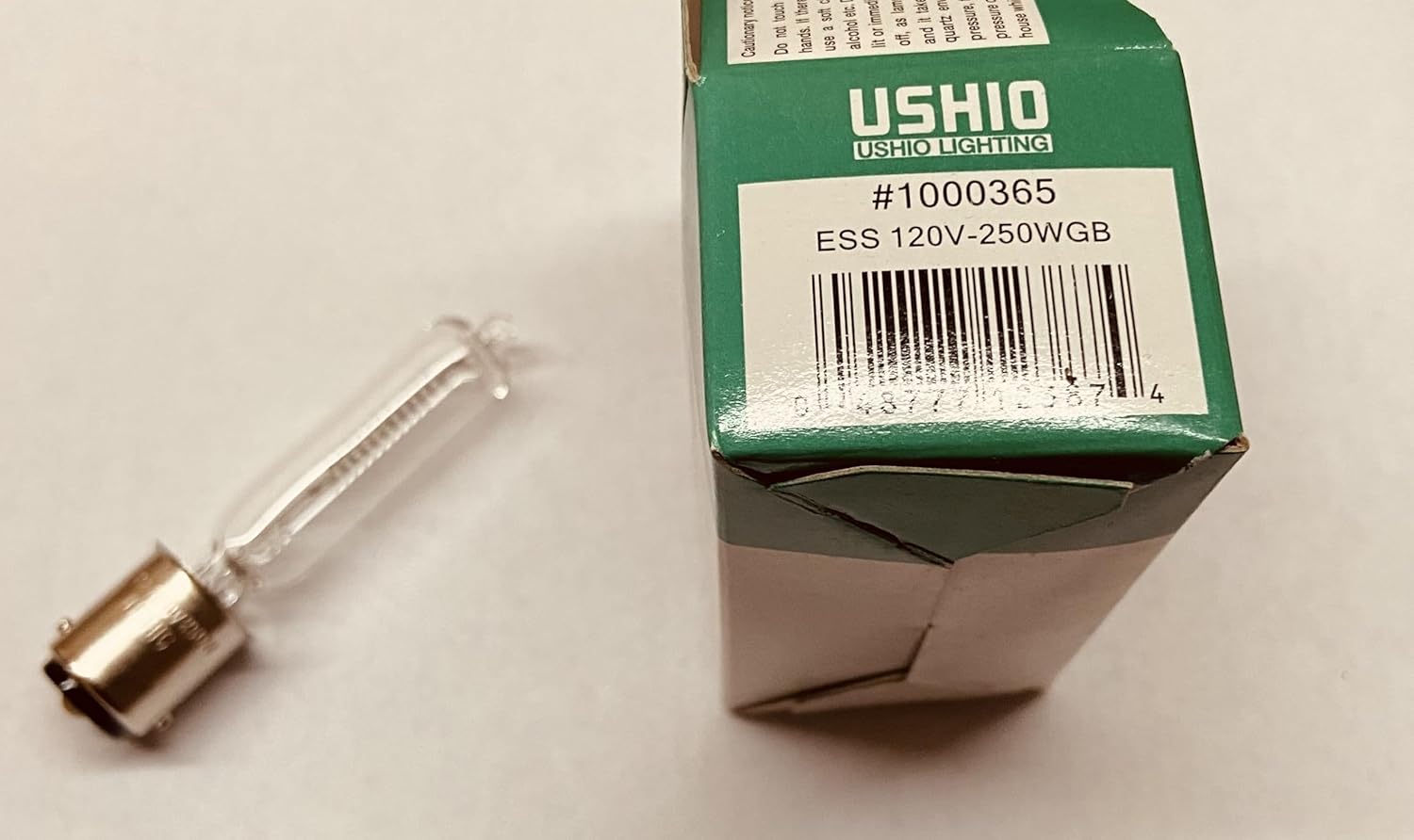 Ushio 1000365 - ESS JCV120V-250WGB CC-8 Projector Light Bulb