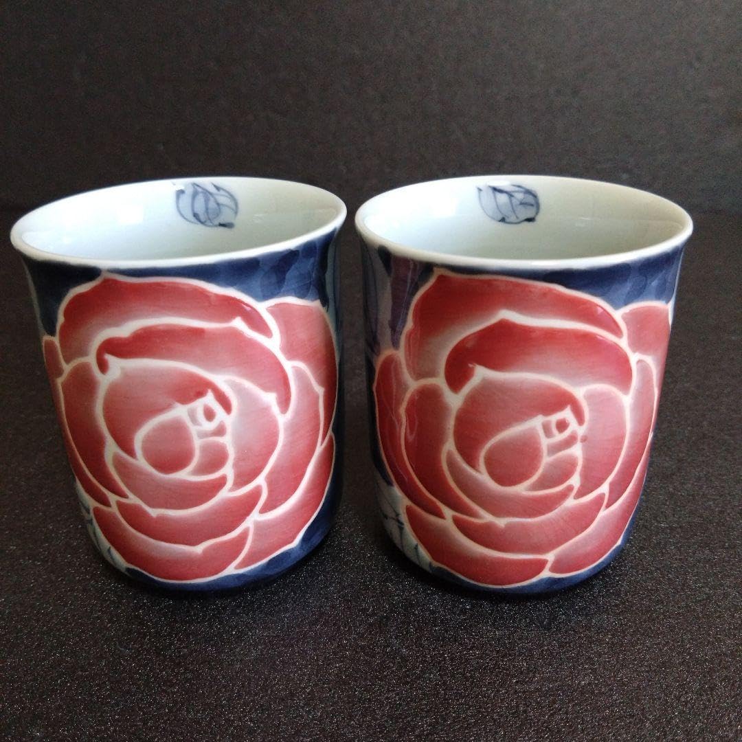 おちょこ（美濃焼のぐい呑み） 雪山のような荒々しい赤土志野ぐいのみ