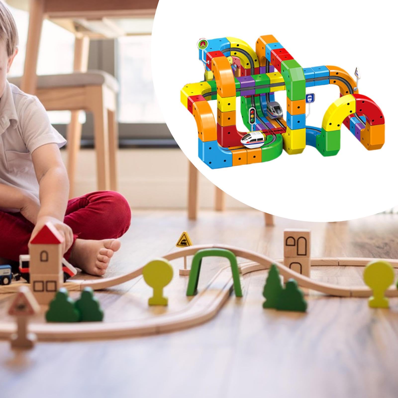 harayaa Set di Trenino Elettrico Fai-da-Te con Blocchi di cubi e binari, Regalo di Compleanno, Pista Creativa 3D a Bambini dai 3 agli 8 Anni, Pista, 123 Pezzi