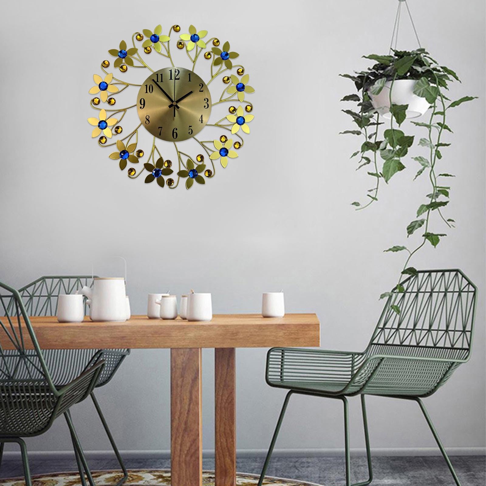 Reloj de pared silencioso contemporáneo con movimiento silencioso, números grandes y decoración sencilla Reloj de pared silencioso contemporáneo con movimiento silencioso, números grandes y decoración