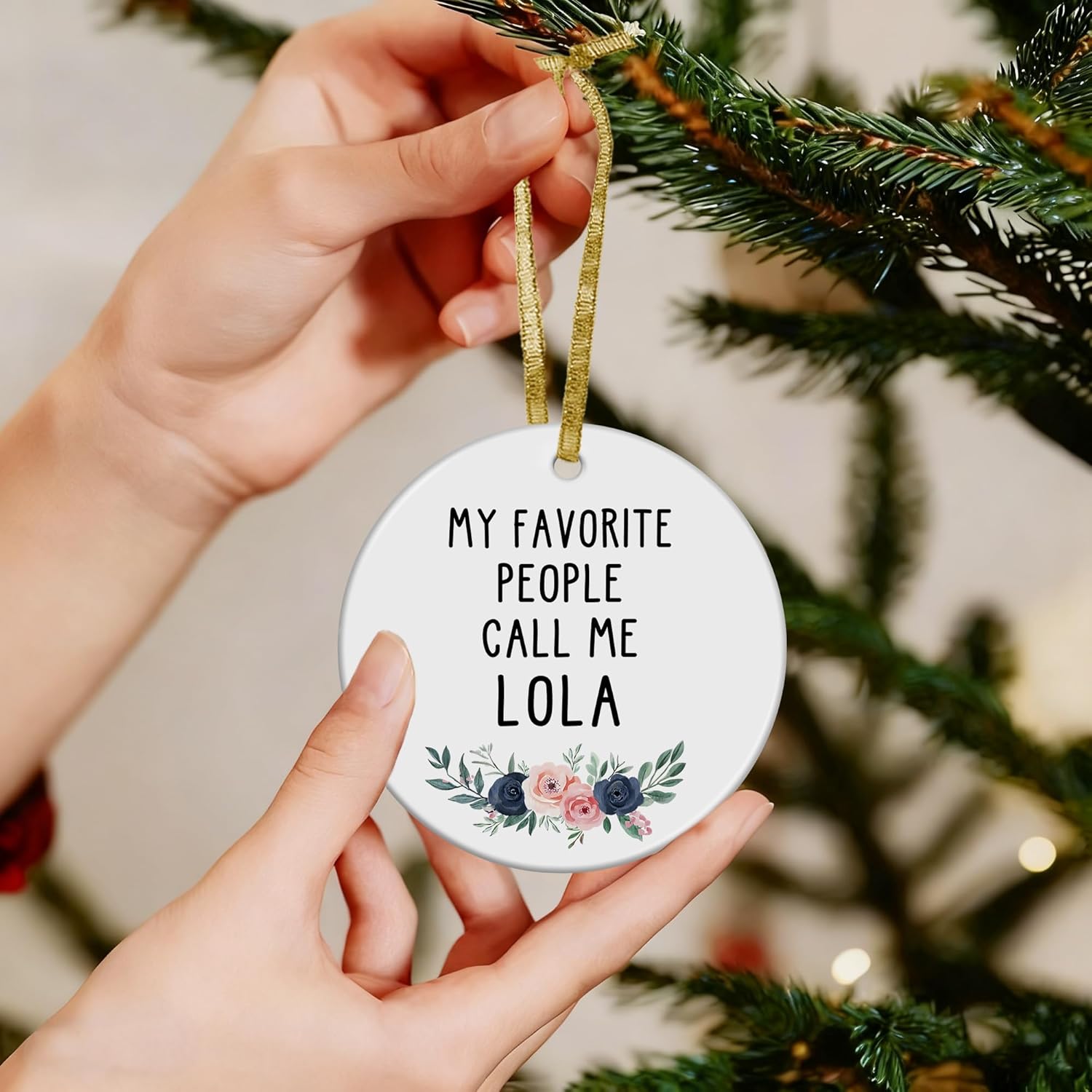 Lola Gifts Christmas Ceramic Ornaments Decor, Grandma Ornaments Gifts for Mothers Day Birthday from Grandkids, Lola Grandma Gift Haning Ornament Decorations for Christmas Tree - Image 4