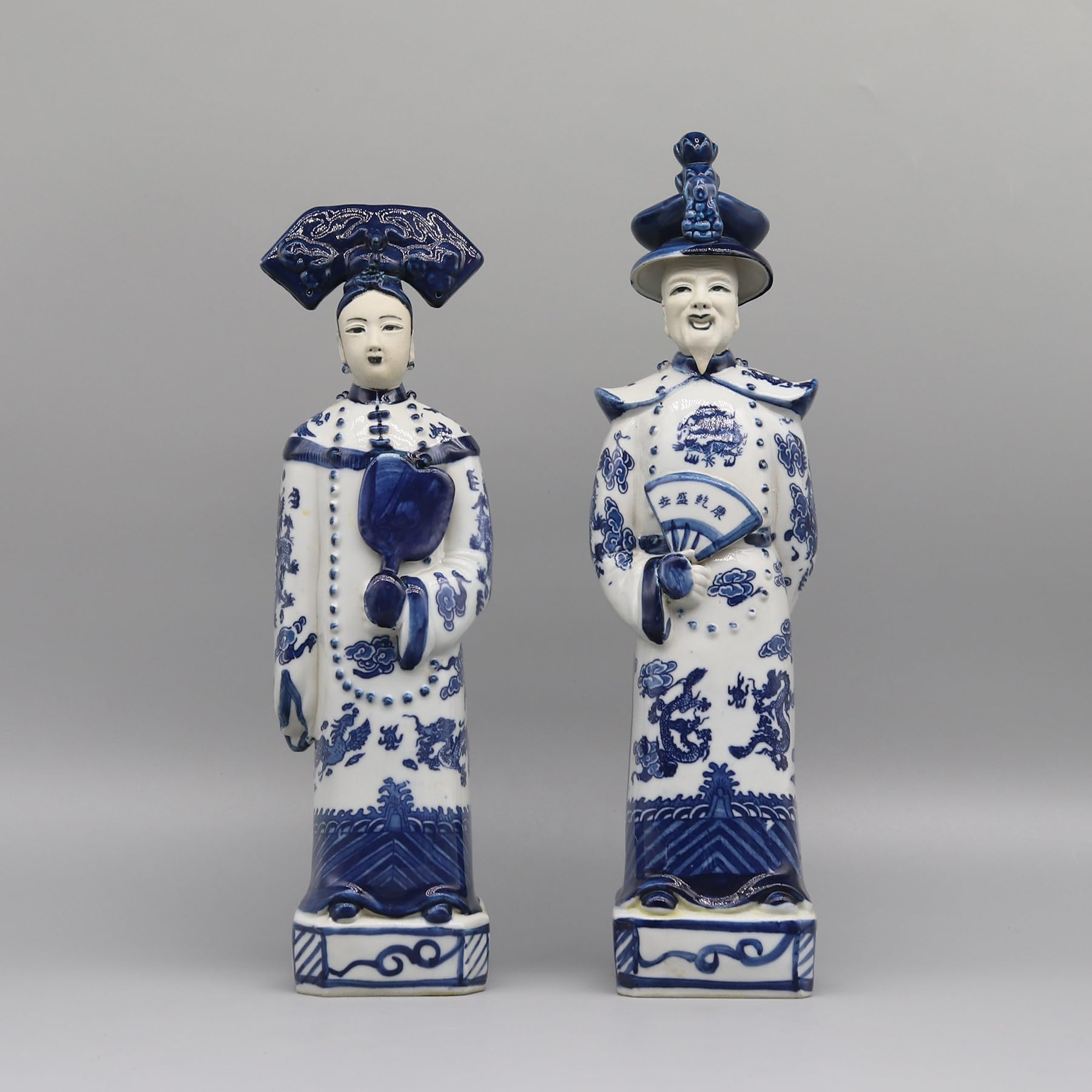 Eastern tide Set di 2 statuine tradizionali in porcellana blu e bianca dell'imperatore cinese e dell'imperatrice cinese, statue decorative in ceramica