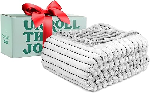 GREEN ORANGE Manta de forro polar ultra suave, transpirable y cómoda, color blanco y negro, 50 x 60 pulgadas, ligera, hipoalergénica para hombres y