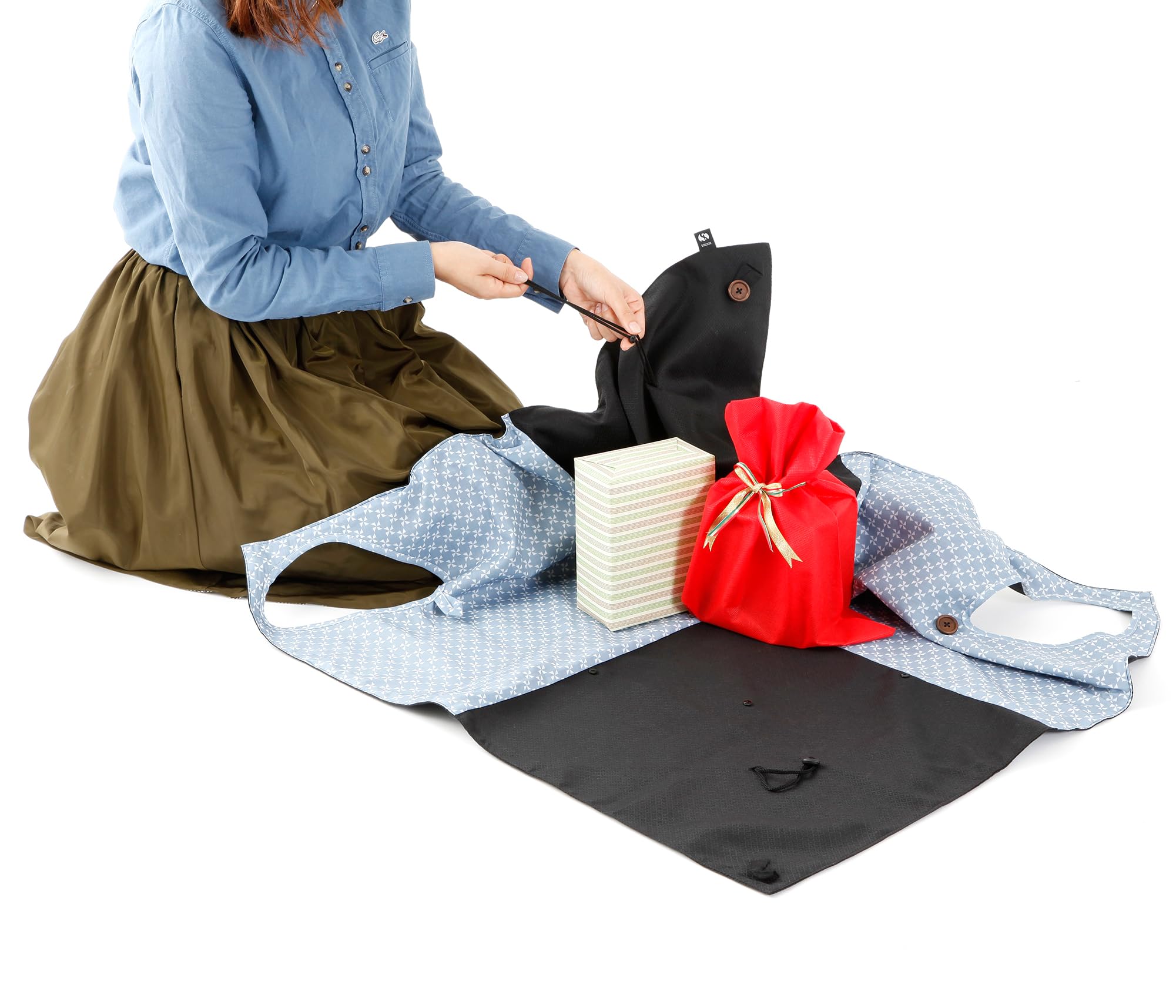 IPPINKA Furoshiki Multifunktionstasche und Matte, japanischer traditioneller Wickelstoff, Schwarz/Blau