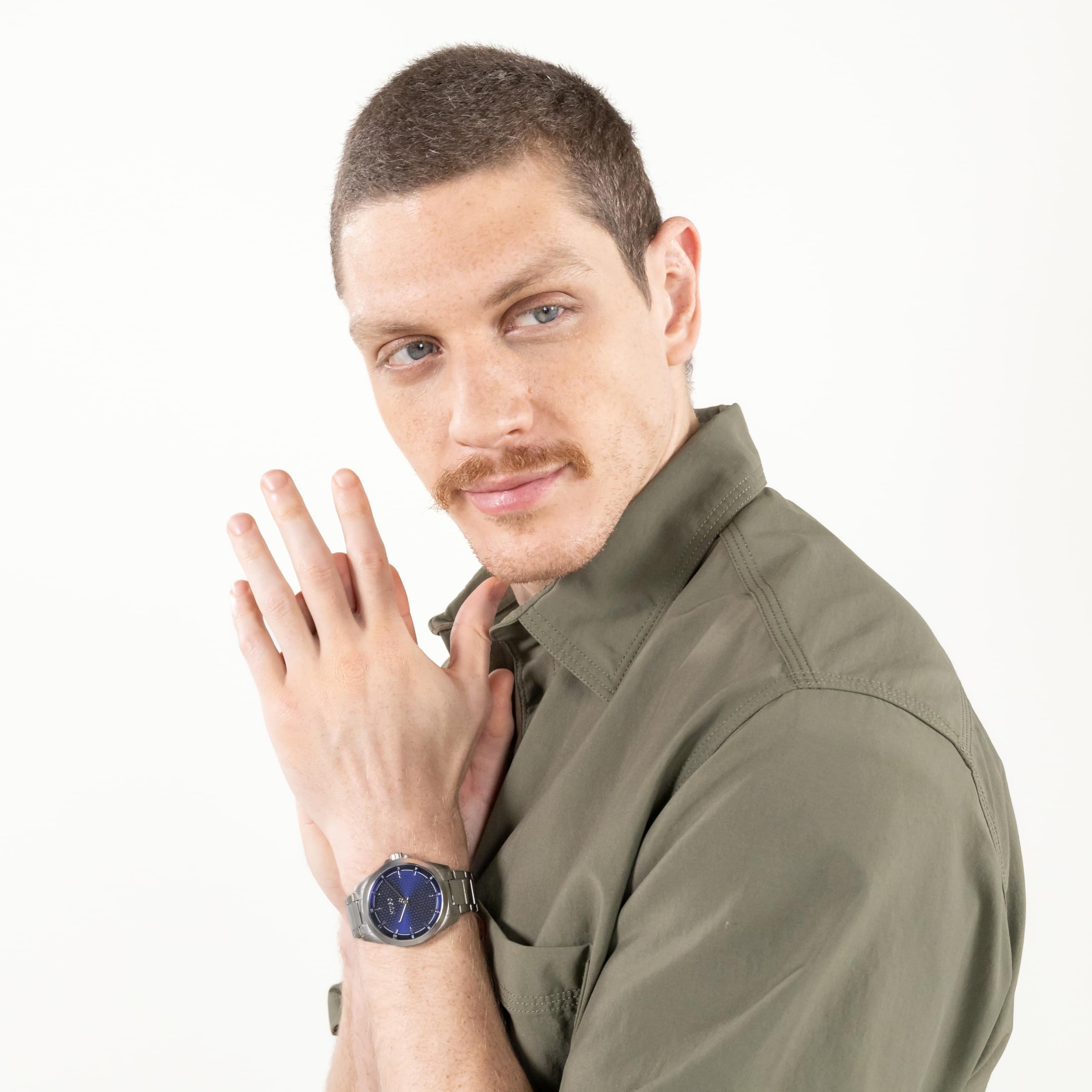 HUGO #SEAM Zegarek analogowy dla mężczyzn z bransoletą ze stali nierdzewnej