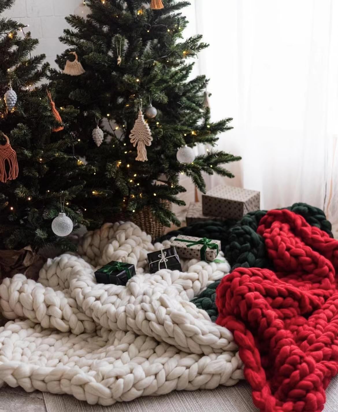 Velvet Chunky Yarn for Arm Knitting — Super Soft Jumbo Tube Yarn for Blankets, Pet Beds & DIY Home Decor | Beginner Friendly No-Tool Gift(White 2.2lb)