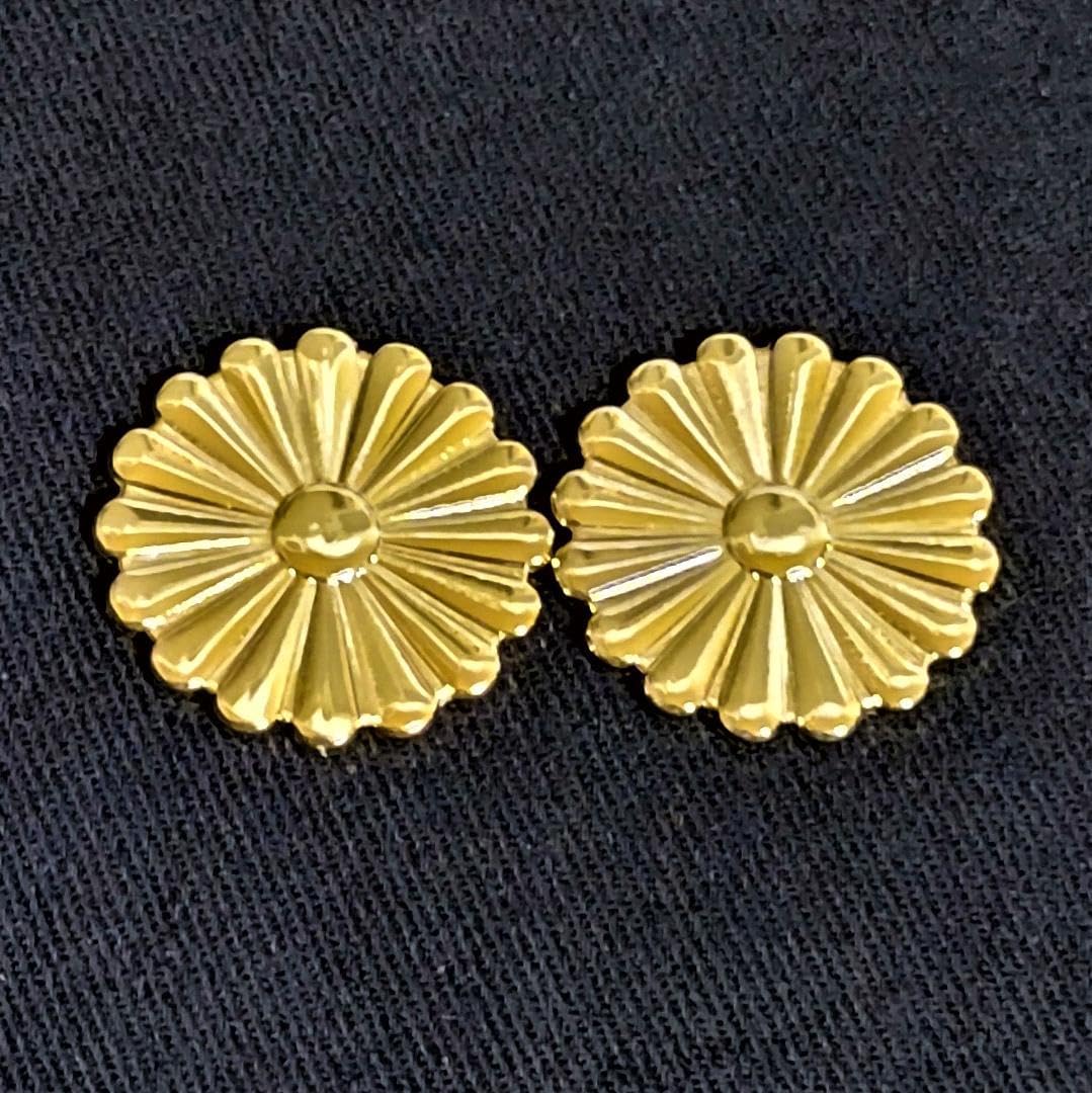 【刻印有り☆菊の御紋】Ｋ１８アクセサリー 皇室 右翼グッズ 金細工 刻印有り☆菊の御紋】K18アクセサリー 皇室 右翼グッズ 金細工