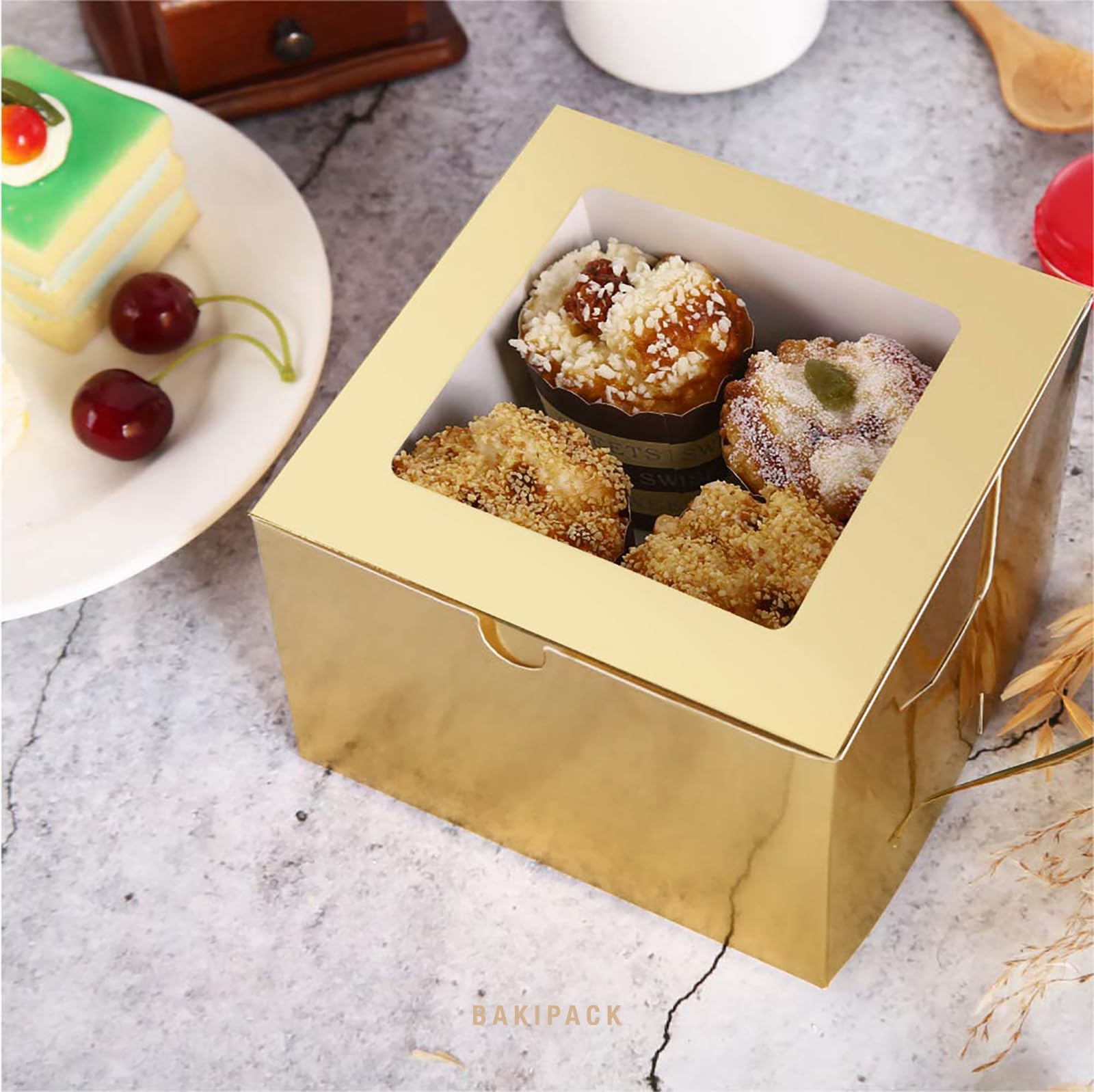 25 cajas doradas de panadería con ventana de 5 x 5 x 3.5 pulgadas, cajas de postre para llevar con ventana, cajas de dulces para panadería pequeña, postre, dulces, galletas, pastelería