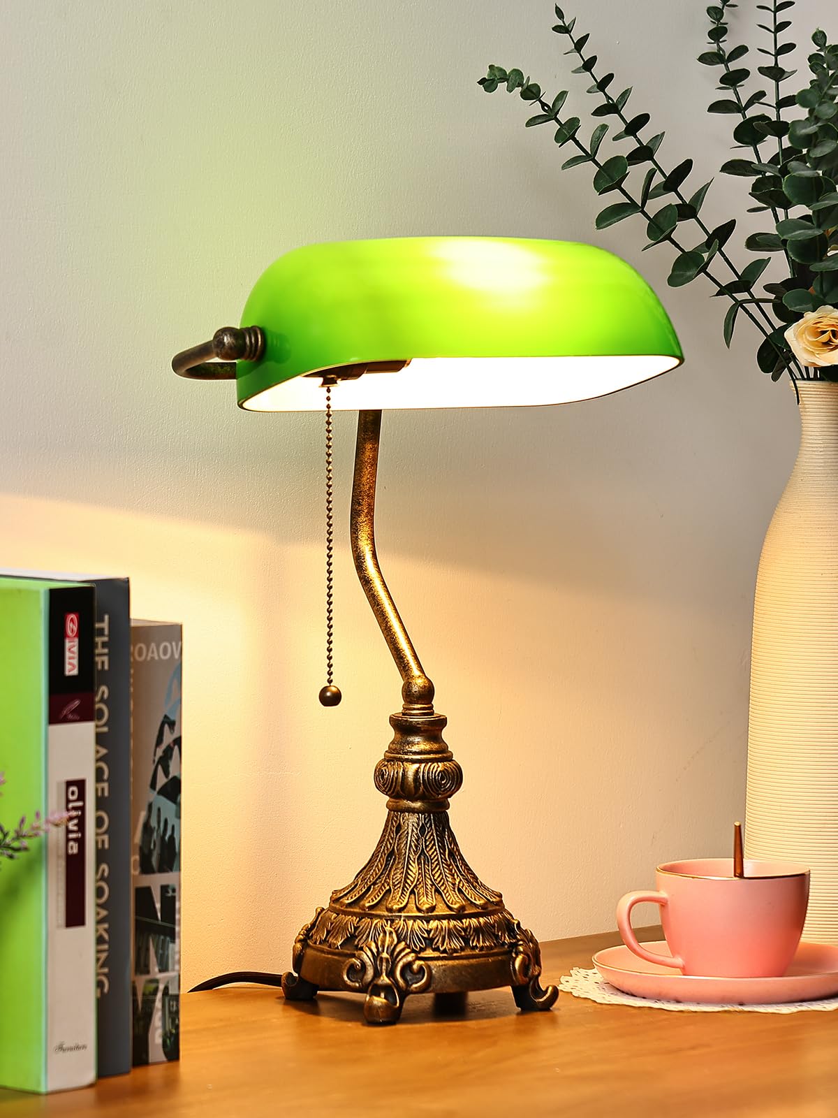Lámpara de escritorio vintage de cristal verde para oficina en casa o biblioteca, con interruptor de cadena y enchufe, bombilla LED incluida.