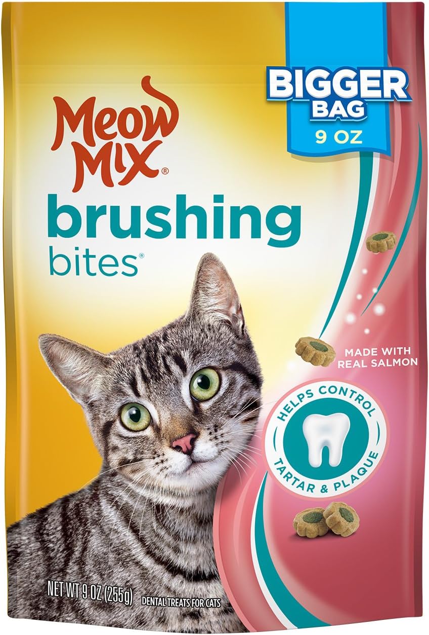 Meow Mix Brushing Bites Cat Dental Treats, Real Salmon, 9 Ounce Pouch (Pack of 5)
