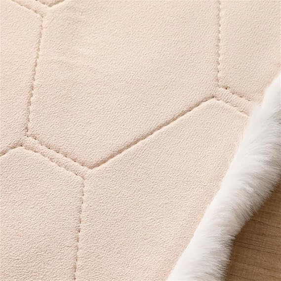 Square Chair Cushion Winter Plush Indoor Dining Seat Cushion Soft Faux Fur Chair Pad for Kitchen Office Barstool Home Decoration, Ivory, 20 x 20 x 1 Inch