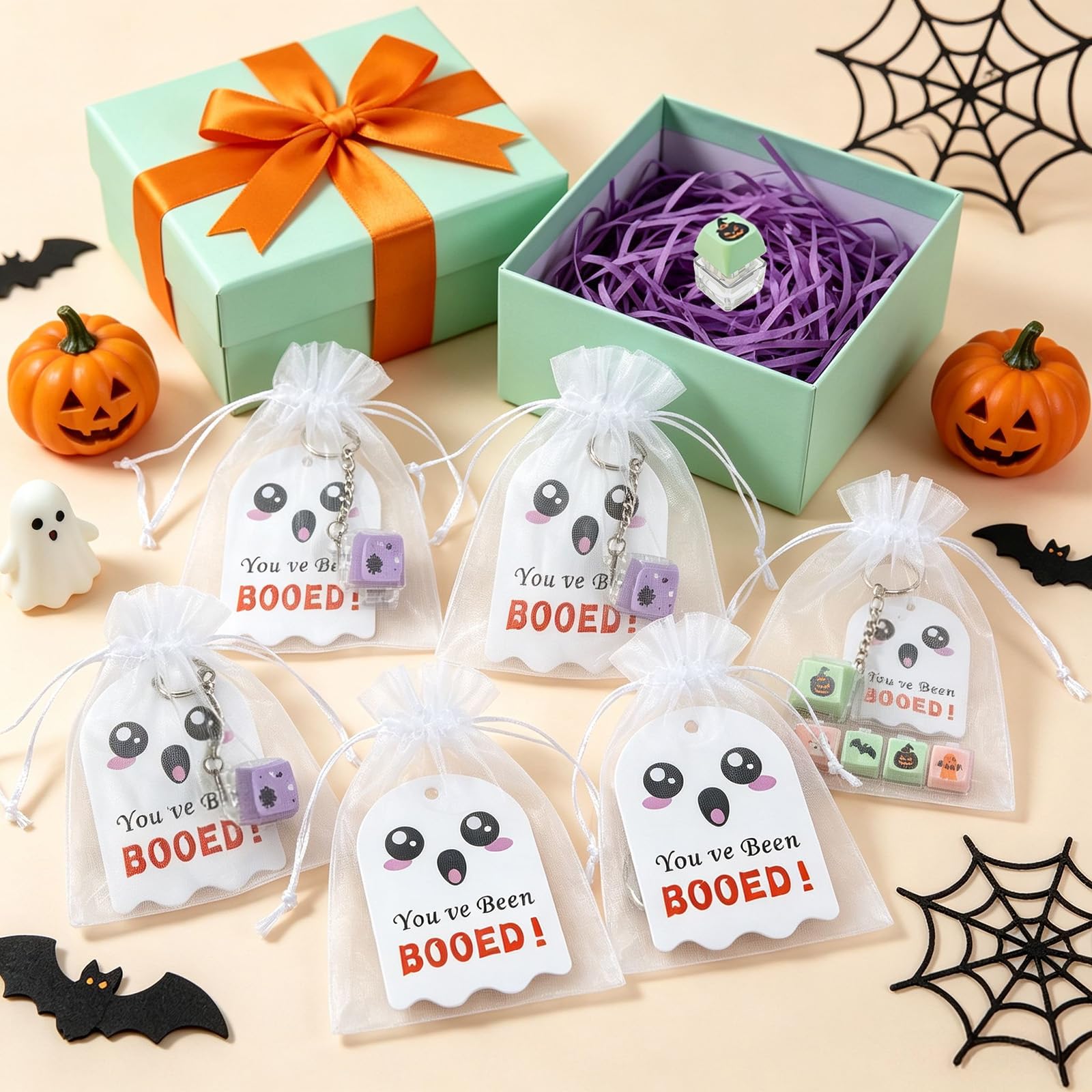 Paquete de 24 juguetes para ansiedad con teclado de Halloween, lindo llavero de calabaza fantasma, divertido juguete de escritorio para aliviar el estrés en la oficina, gadgets geniales para hombres y