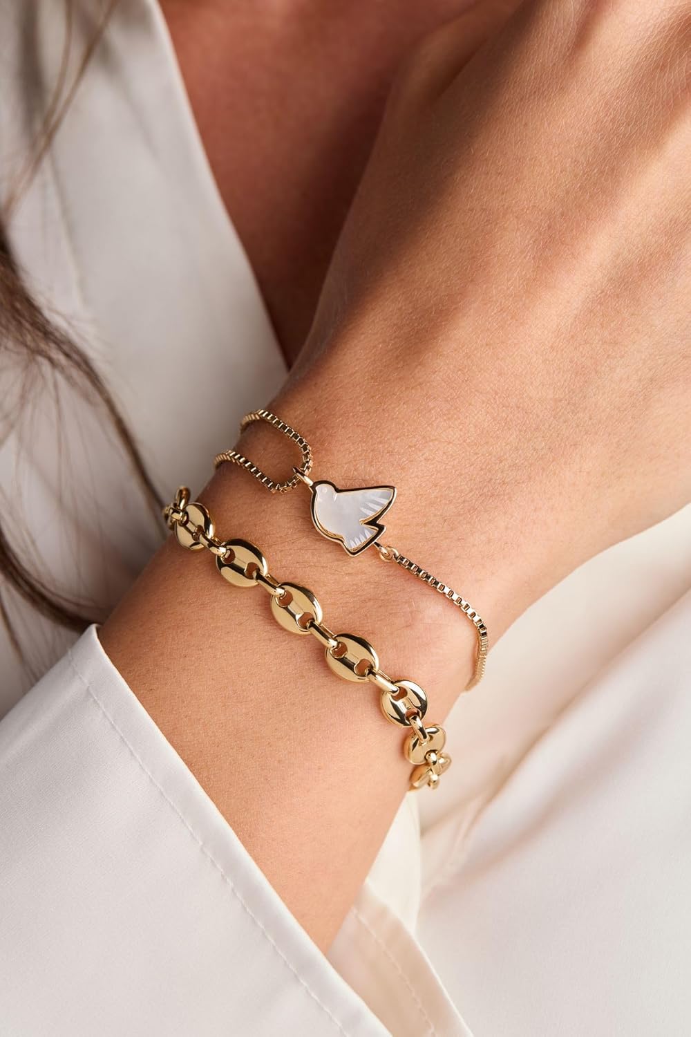 Alex and Ani Pearlized Dove Peace Pull Chain Bracelet for Women (Shiny Gold)