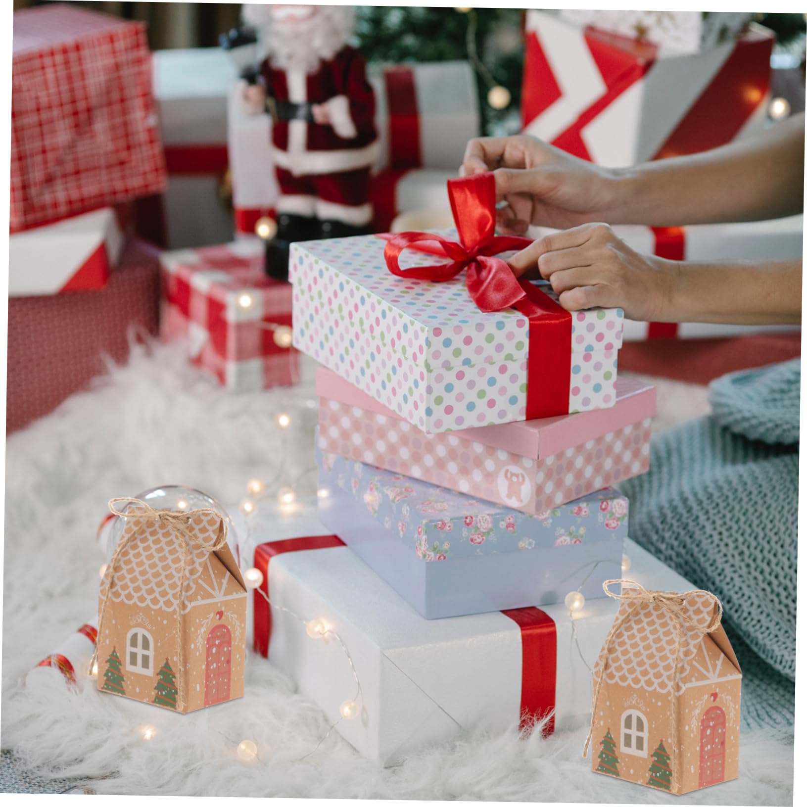 TOVINANNA 50satz Hausform Geschenkverpackungsboxen Anhängern und Kordeln aus Hochwertigem Kraftpapier Robust und Wiederverwendbar für Pralinen Süßigkeiten und Kleine Geschenke