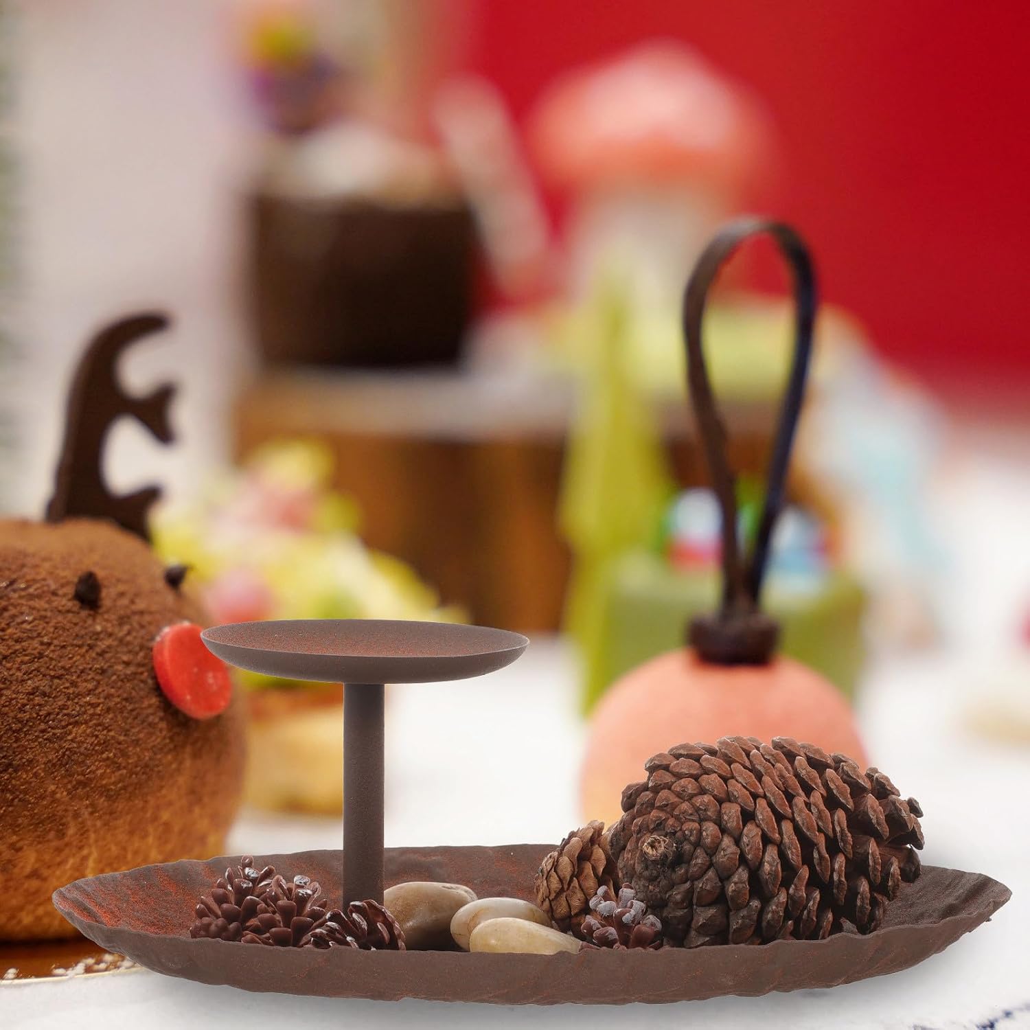 PRETYZOOM Christmas Candle Holder Decor with Pinecones and Stone, Iron Tealight Candle Stand with Stable Base for Festive Holiday Atmosphere and Versatile Use,