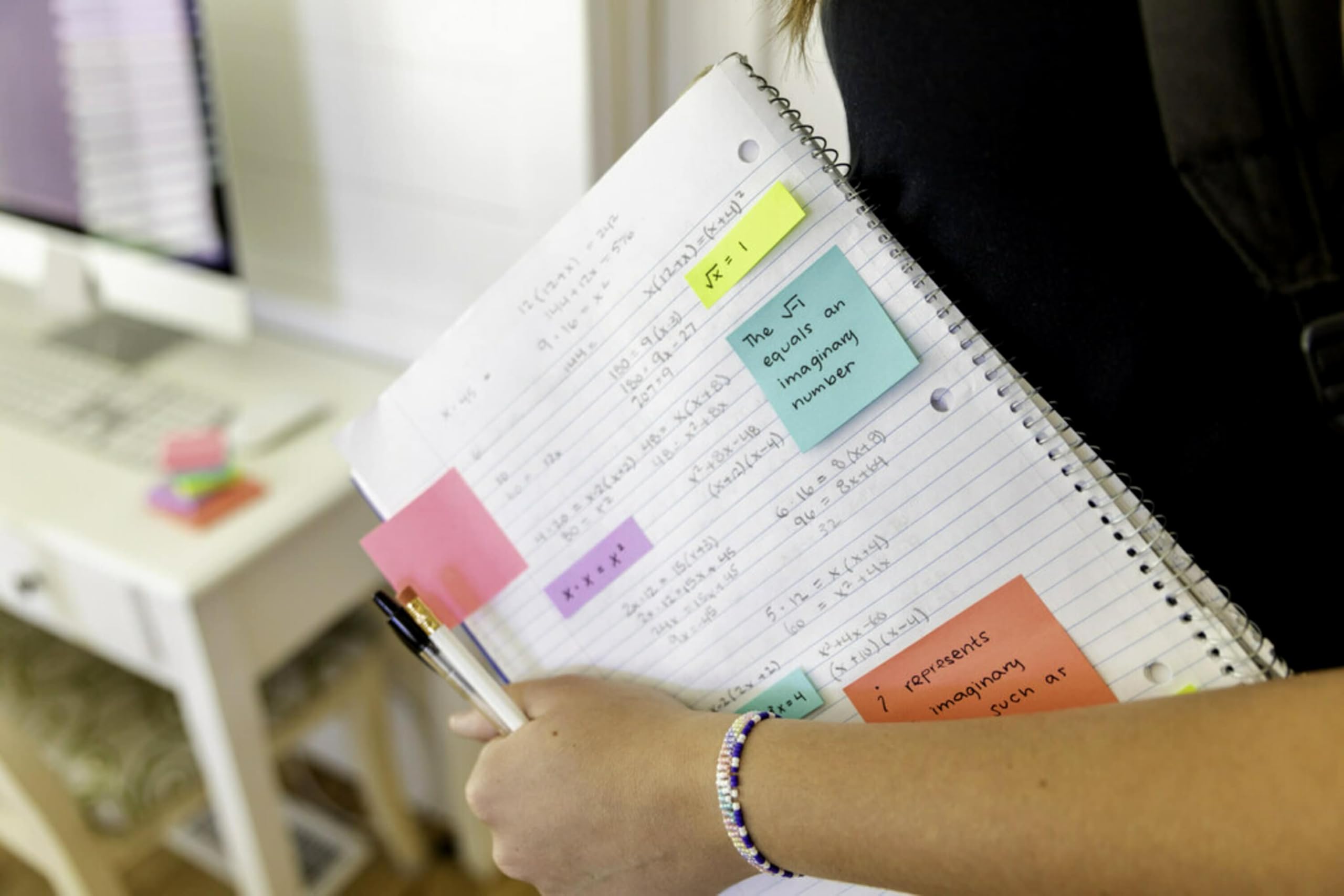 Post-it Page Markers, Assorted Bright Colors, 1/2 x 2-Inches, 50-Markers/Pad, 10-Pads/Pack, 2-Pack - Image 8