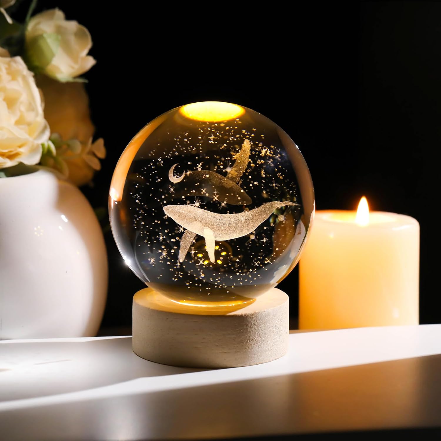 Arikyrist 3D Engraved Crystal Whale Ball Decor with Wooden Base Glass Sea Animal Sphere Whales Figurine Gifts for Men Women Friends