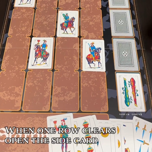 Amazon.com: TRIPL3 Crown - Push Your Luck Table Top Horse Racing