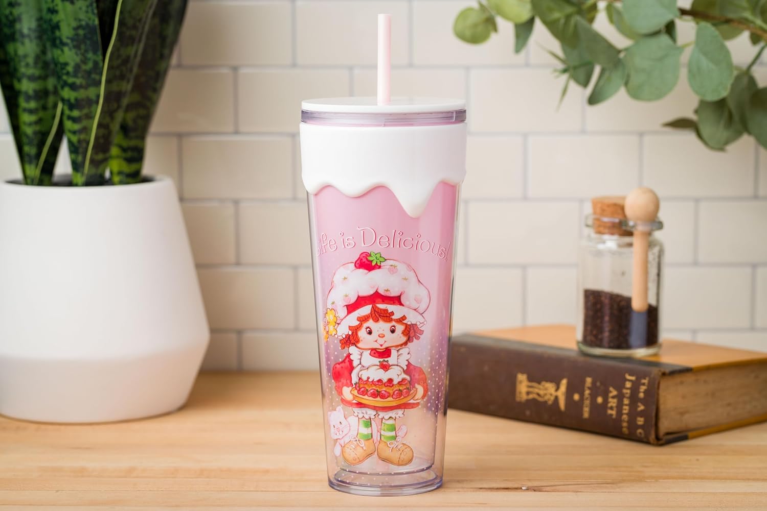 Silver Buffalo Strawberry Shortcake “Life is Delicious” Plastic Drip Tumbler with Lid and Straw, 26 Ounces - Image 6