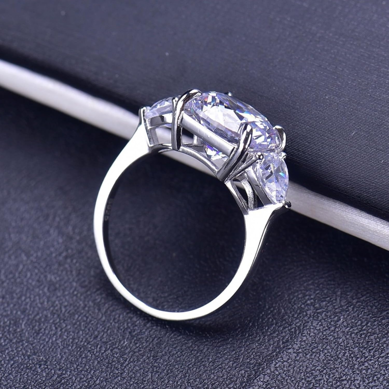 3 Carat Moissanite Engagement Rings for Women, 925 Sterling Silver Wedding Band Rings, D Color VVS1 Green/Blue/Pink Diamond Rings for Anniversary with Certificate