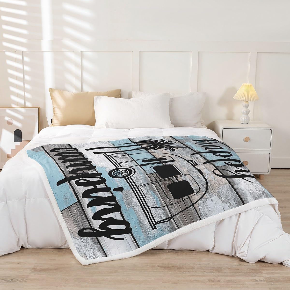 Camper Fleece Blanket Twin 60"X80" Happy Camping Throw Blanket Retro Rustic Farmhouse Sherpa Blanket Summer Camp Car Plush Bed Blanket Hawaii Holiday Palm Tree Soft Warm Flannel Blanket for Bed Couch