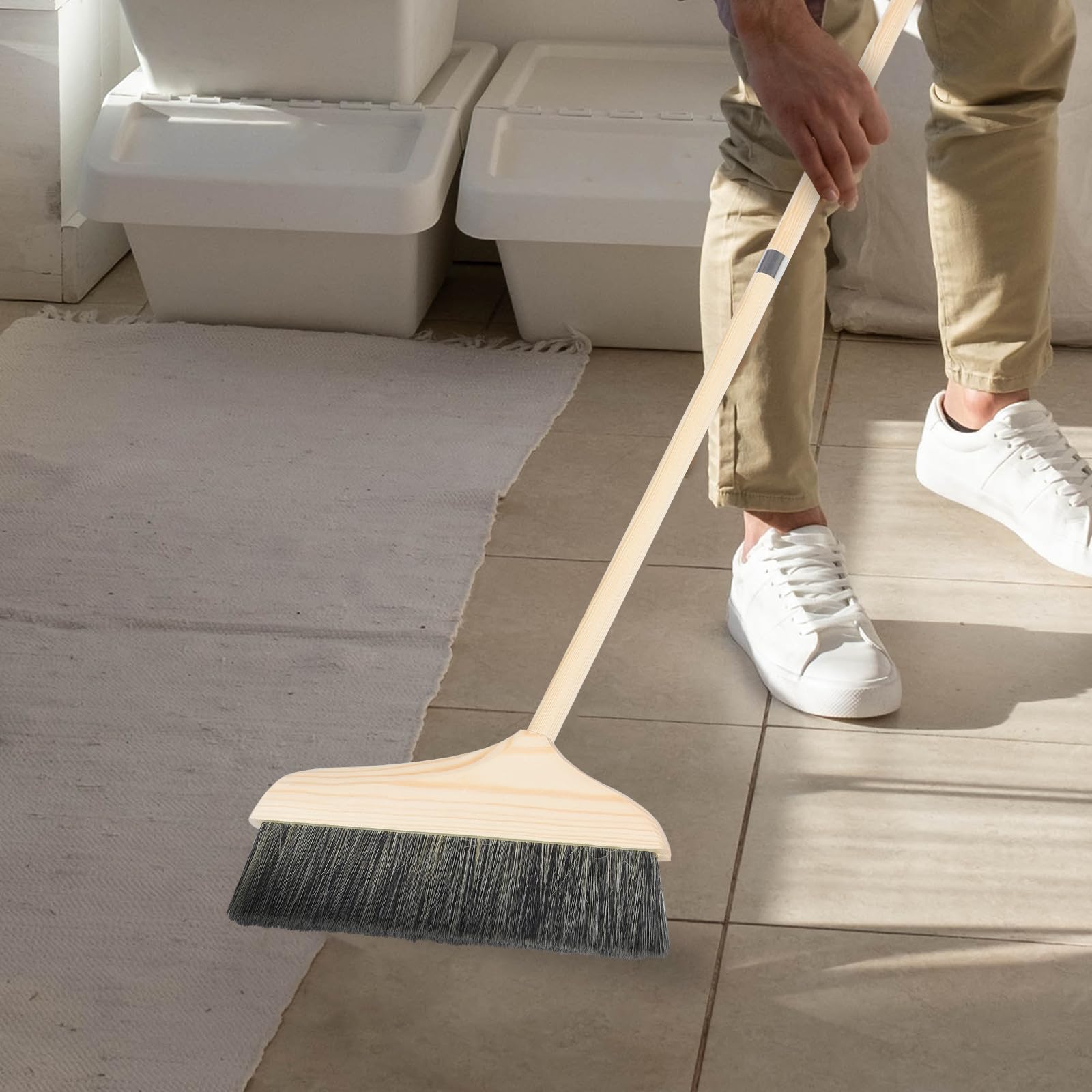 CLISPEED Scopa Setole Morbide in Legno per Pulizia Efficiente di Tappeti e Pavimenti, Manico Lungo Resistente, Facile da Riporre, la Casa