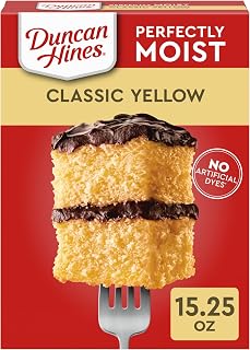Duncan Hines Classic Yellow Cake Mix 15.25 oz - Moist Fluffy Cakes Easy Baking for Cupcakes Birthdays